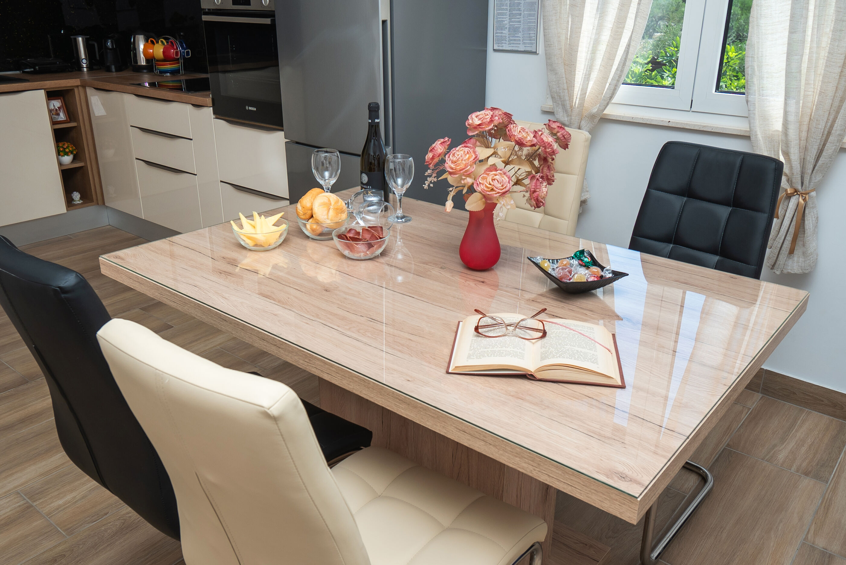 Apartments Hrvatić 21571-A1