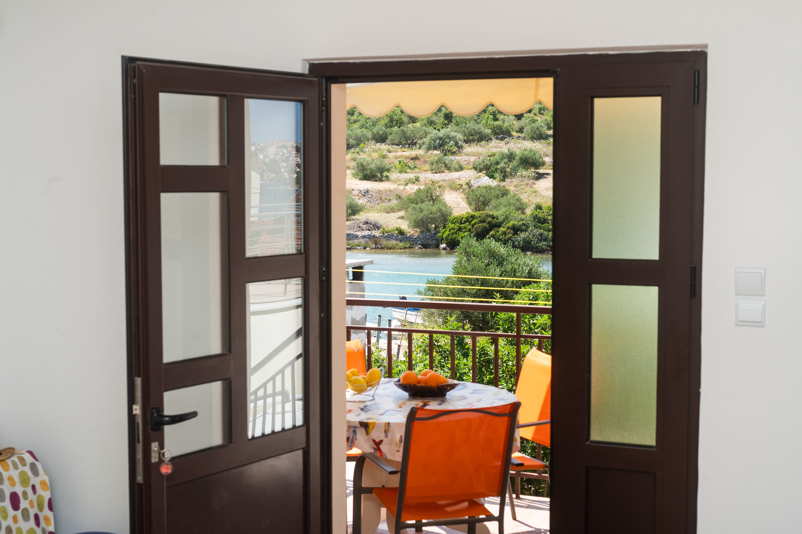 Apartments Hrvatić 21571-A1