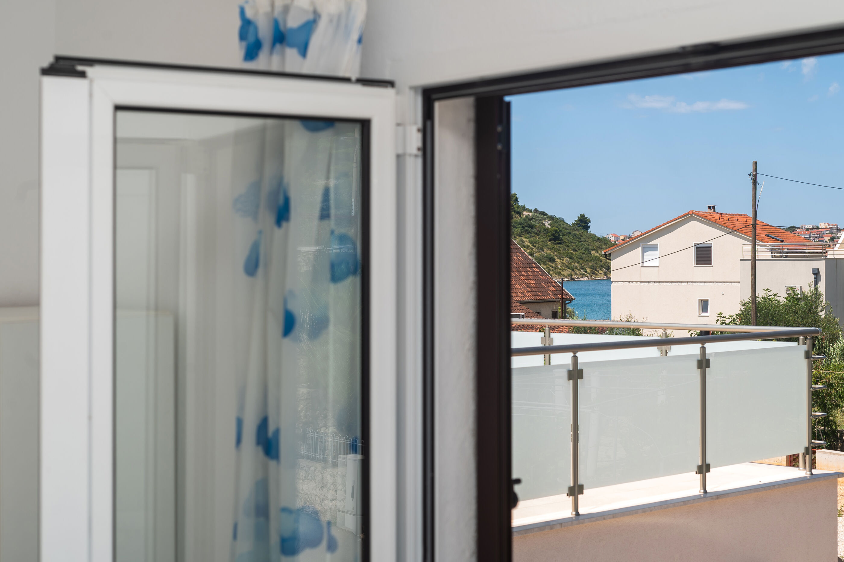 Apartments Hrvatić 21571-A1