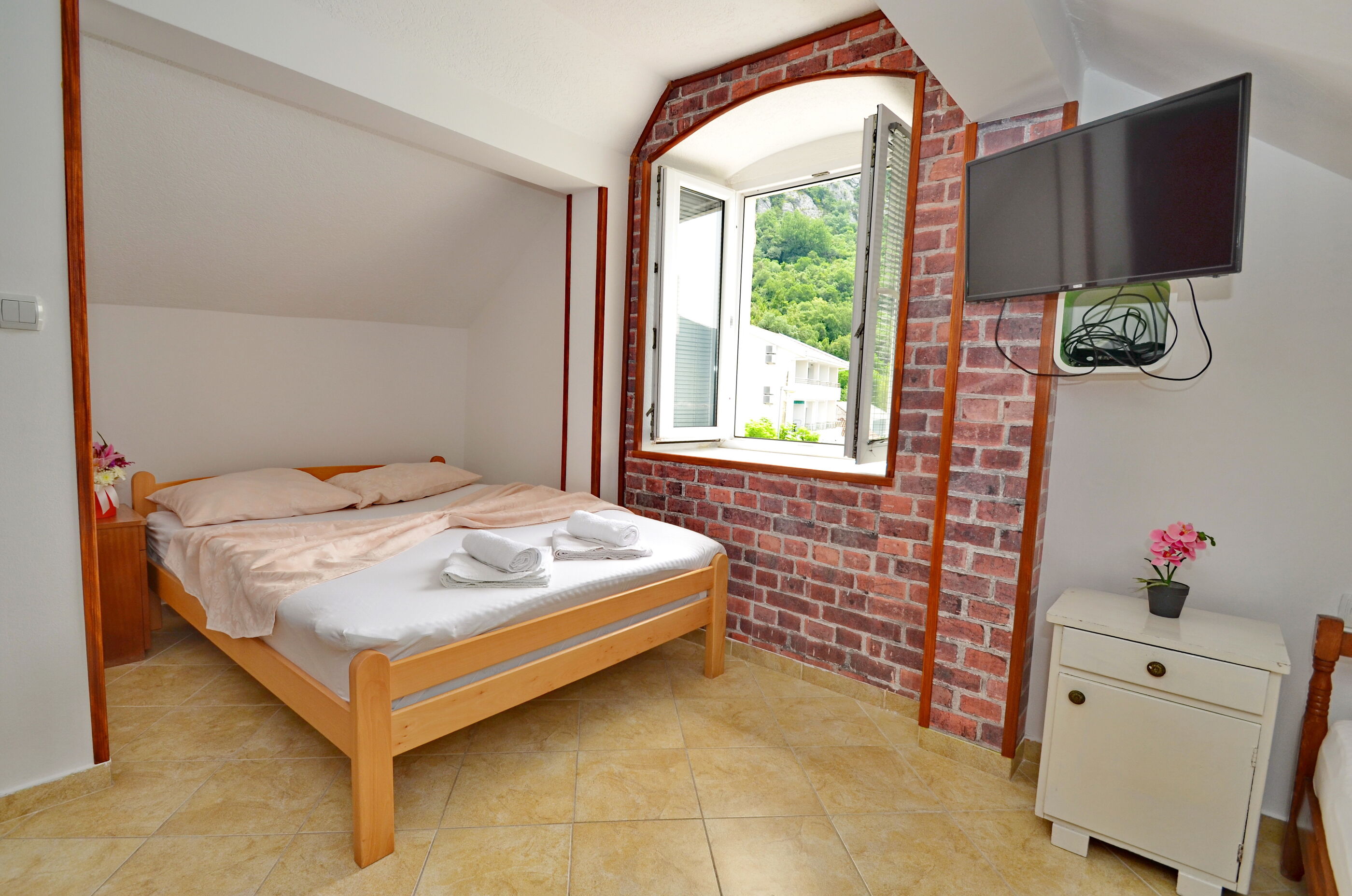 Apartments Mir i dobro 93491-A4