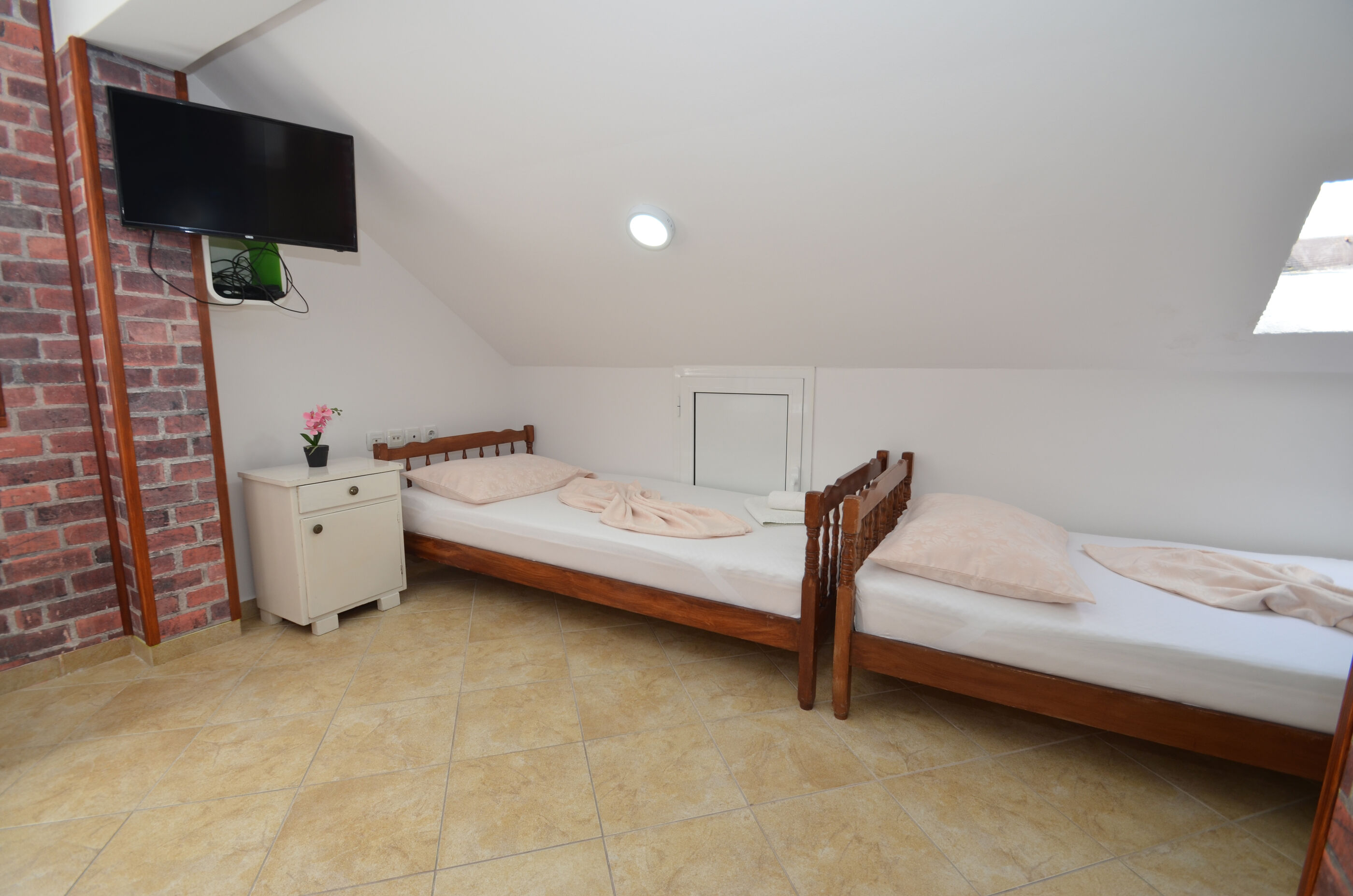 Apartments Mir i dobro 93491-A4