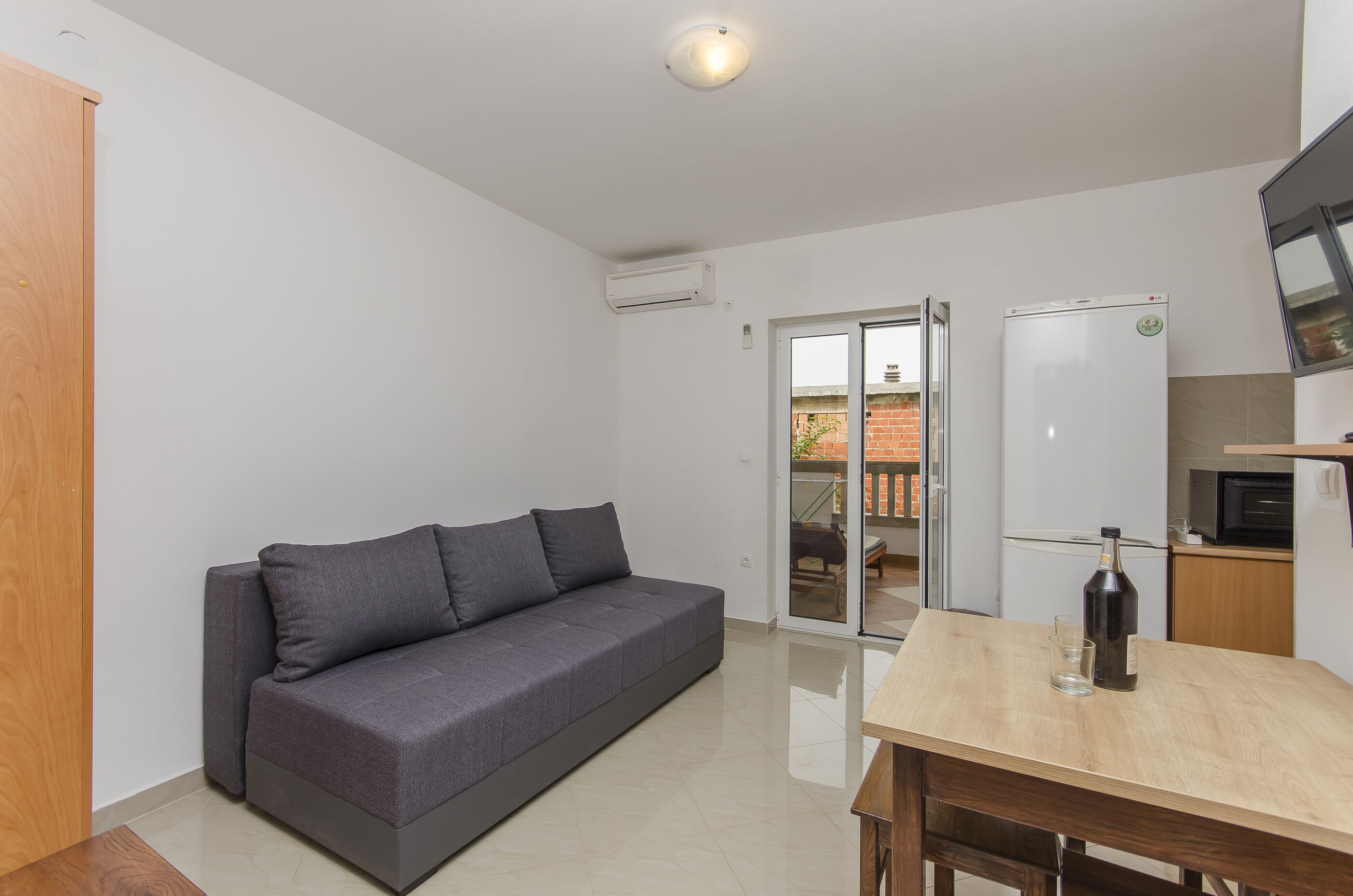Apartments AndrijaS 113851-A1