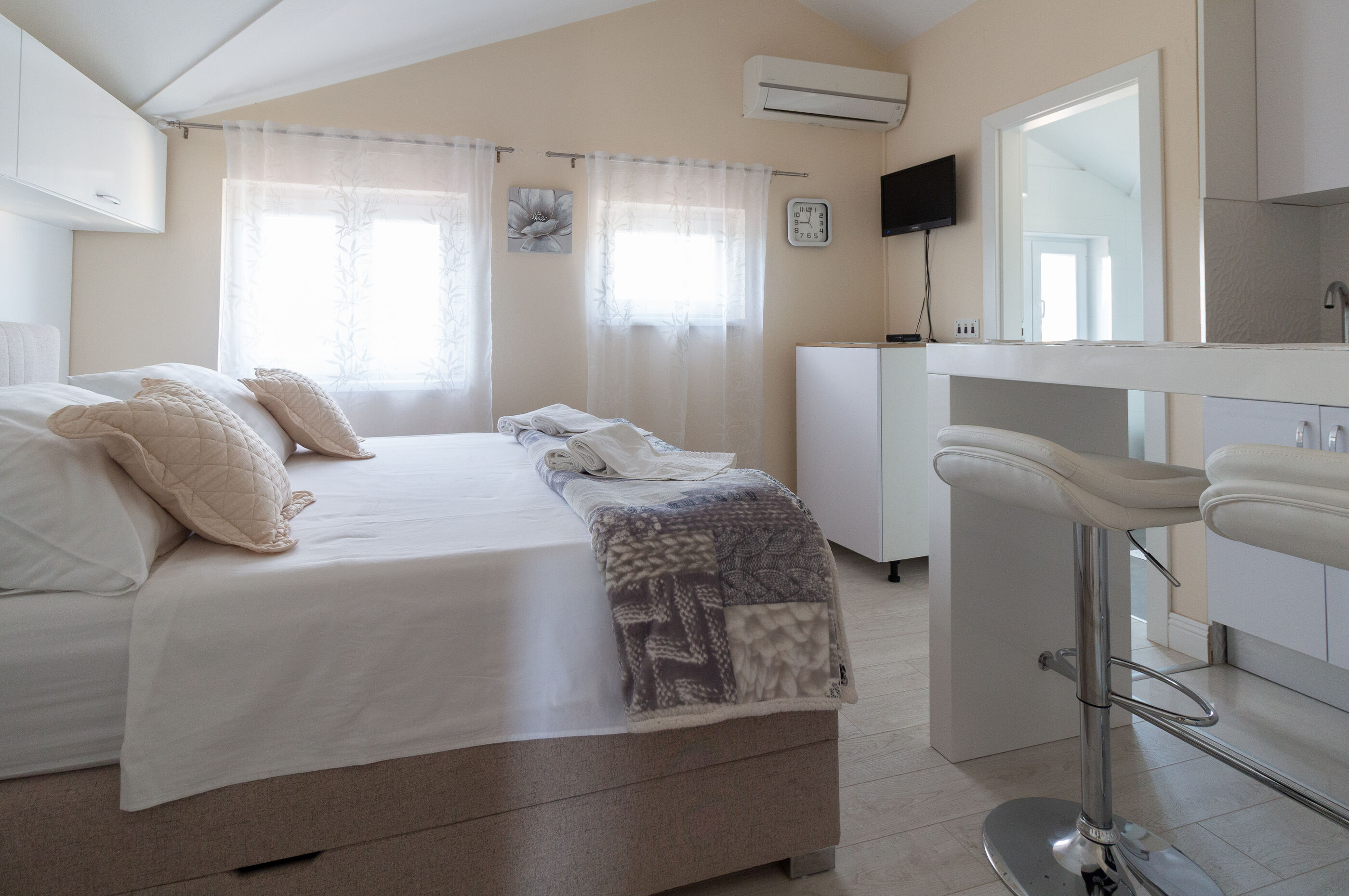 Apartments Medanic 59511-A4