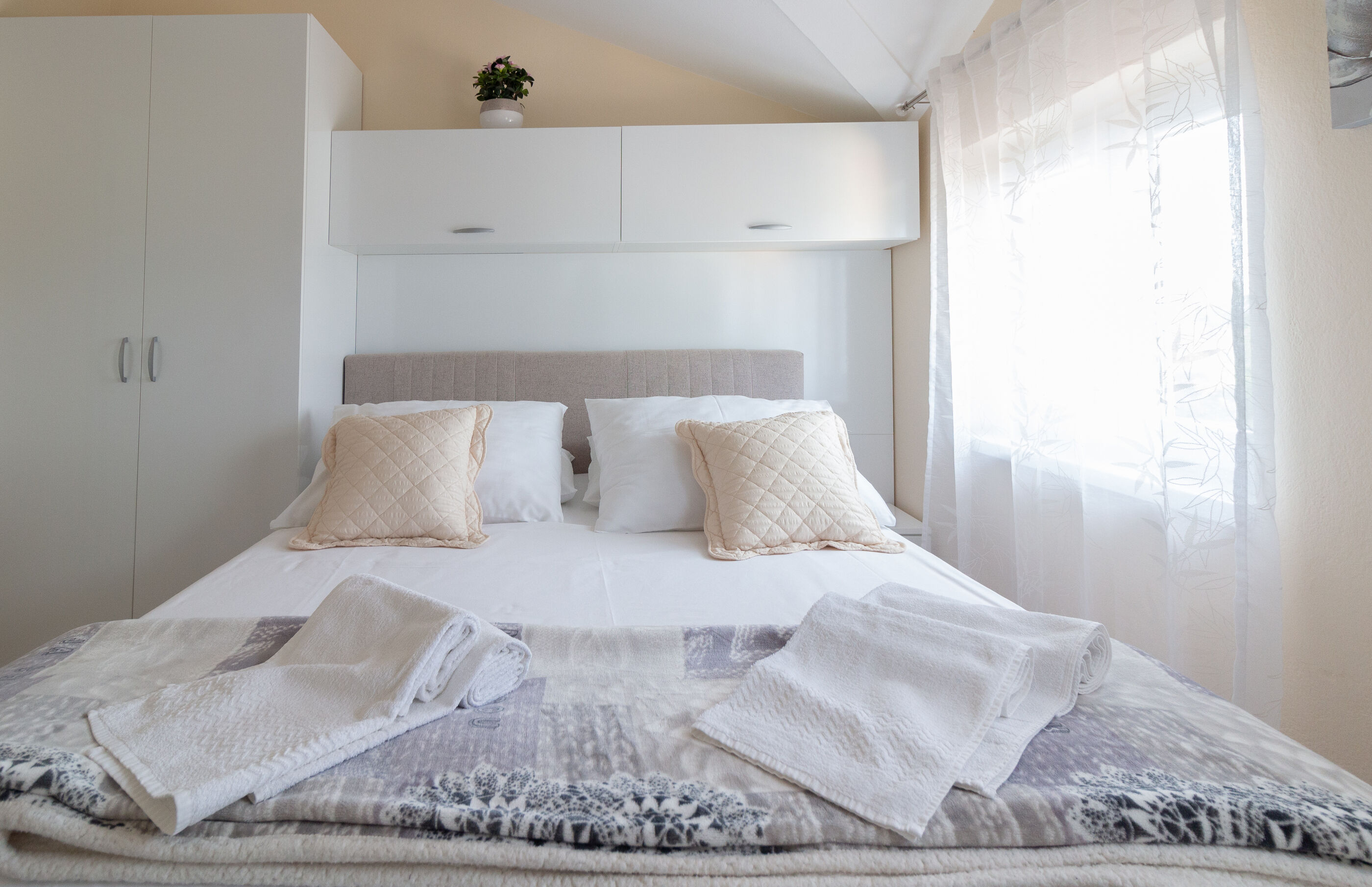 Apartments Medanic 59511-A4