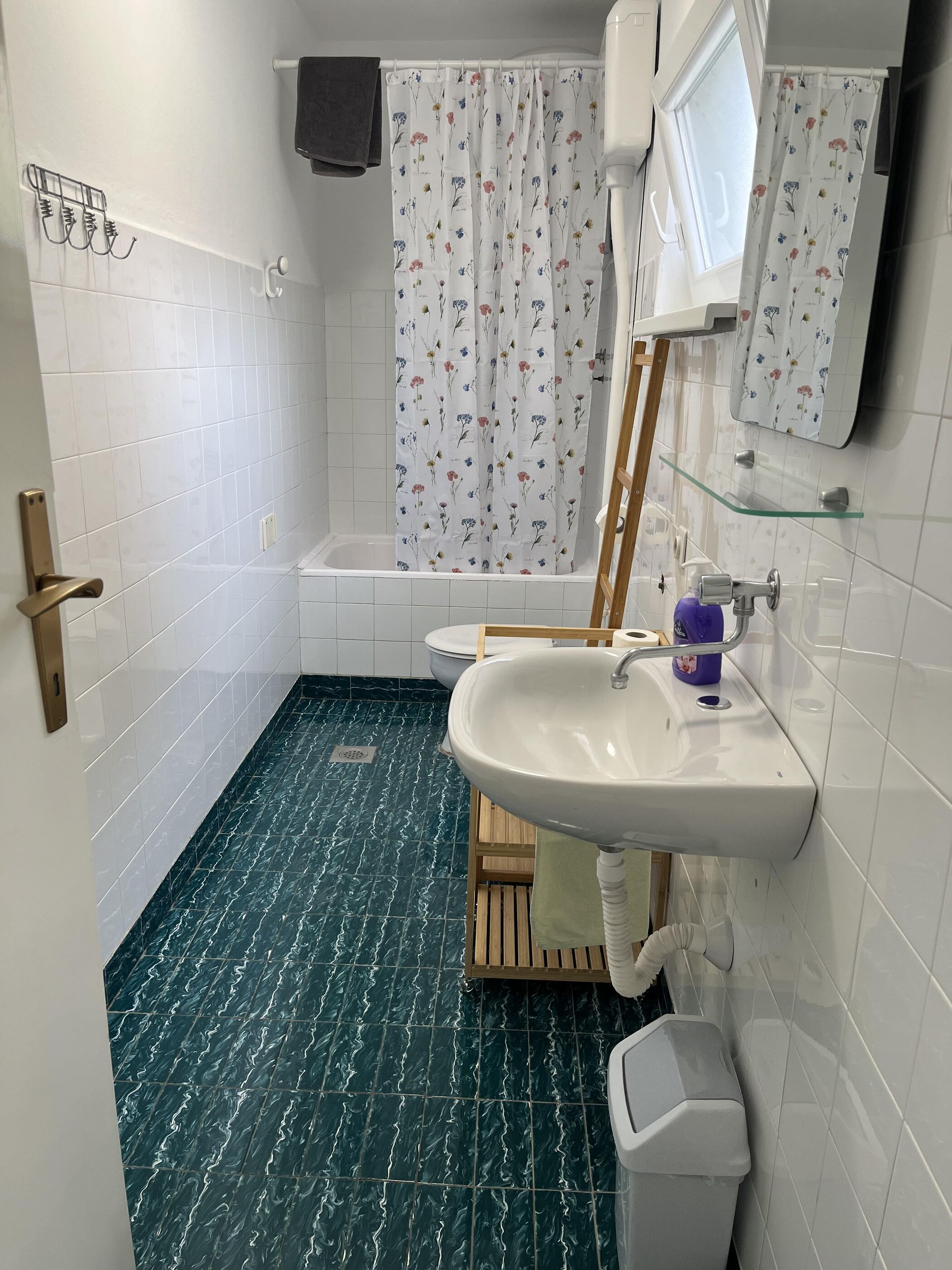 Apartments Paško 15485-A1