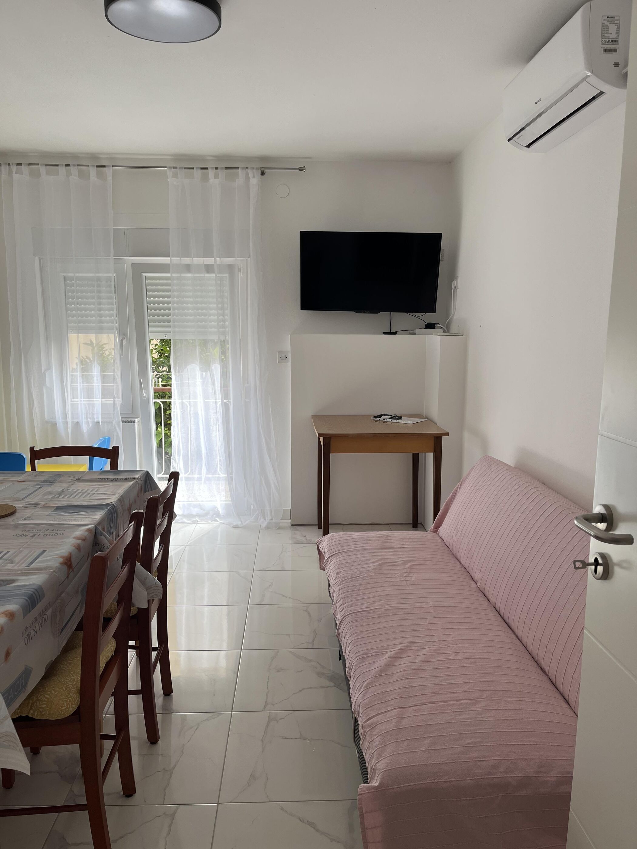 Apartments Paško 15485-A1