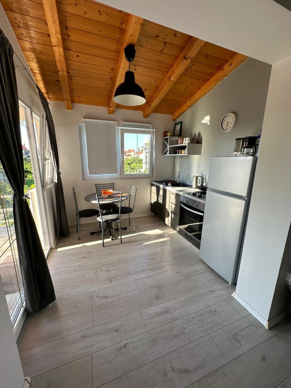 Apartments Ivana 111191-A1