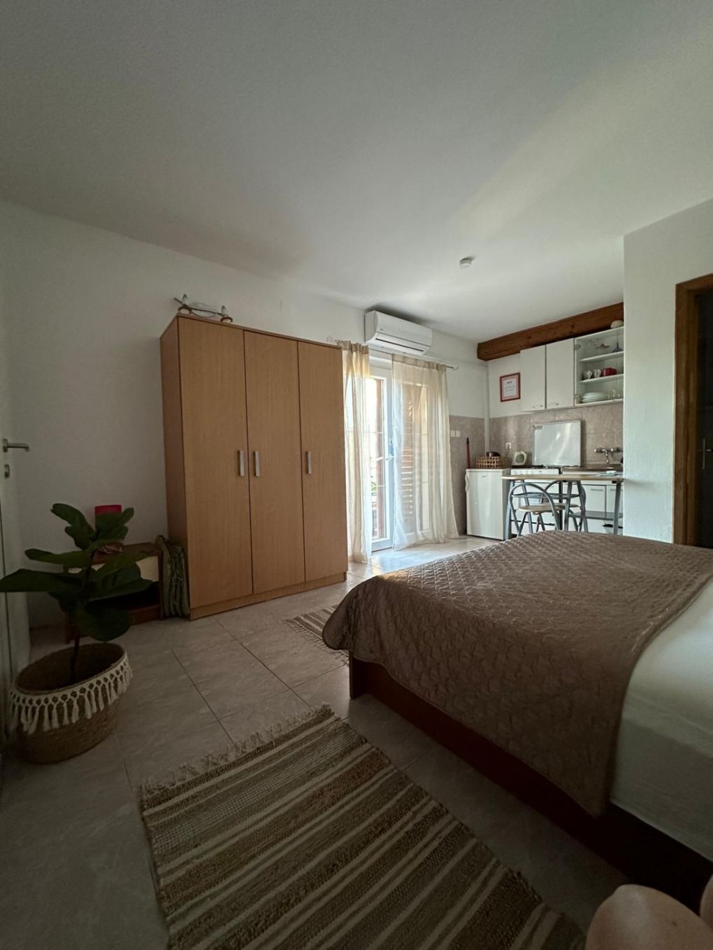 Apartments Ivana 111191-A2