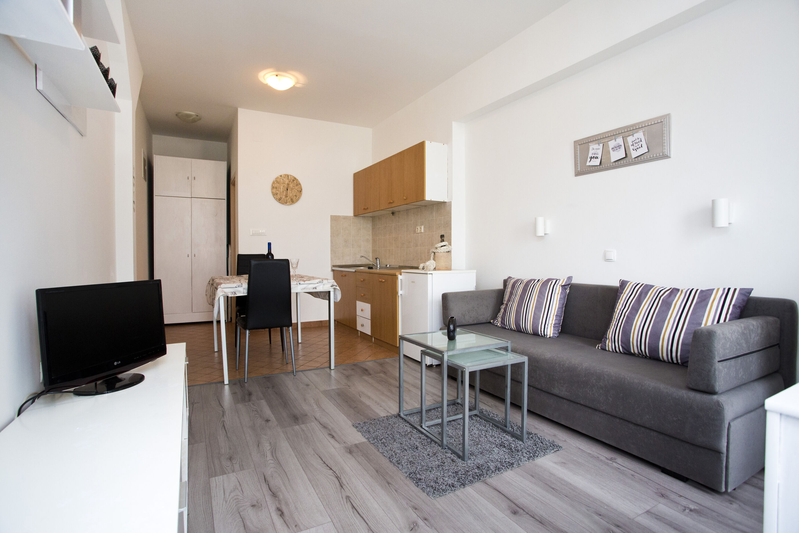 Apartments Silver Tree 113961-A2