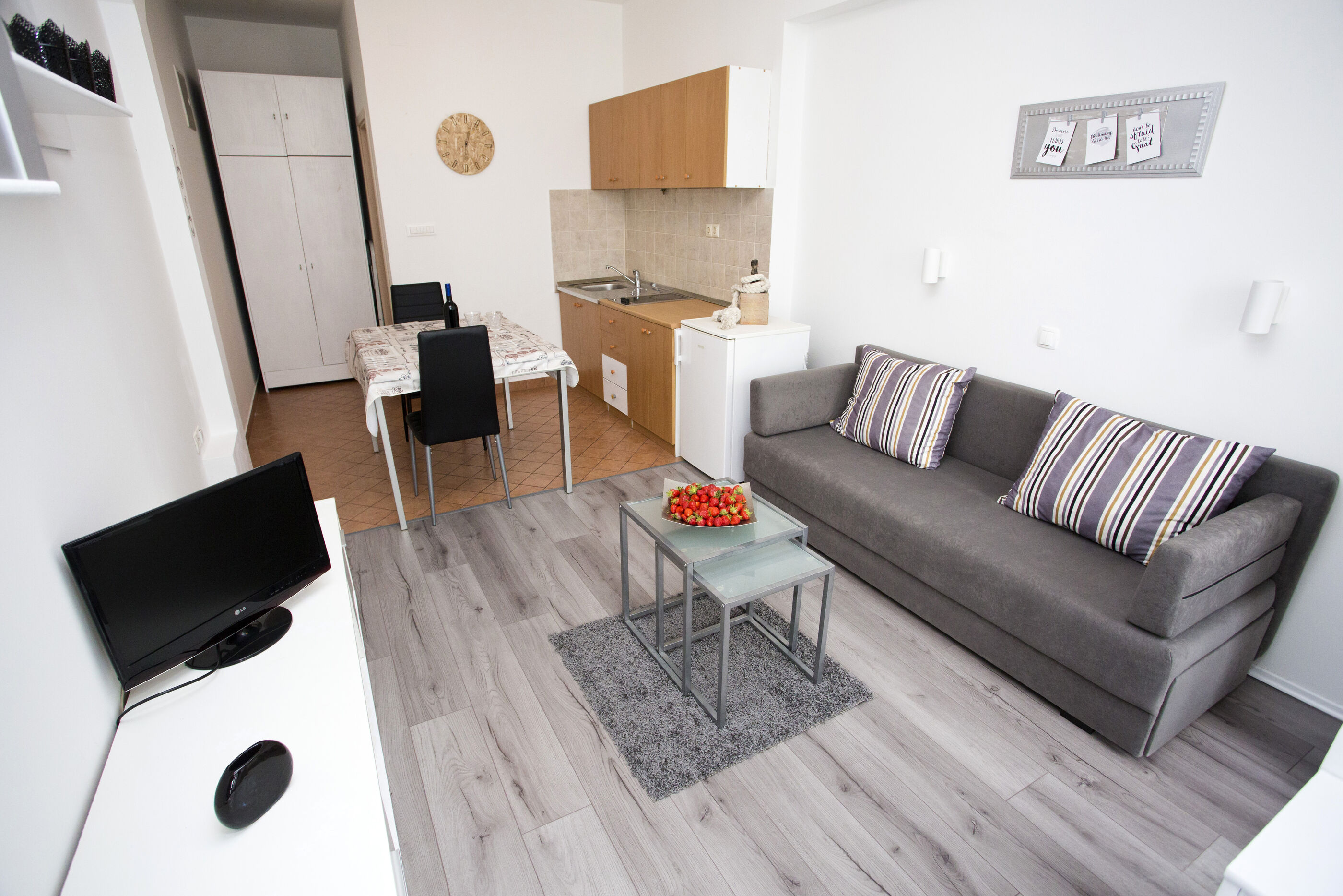 Apartments Silver Tree 113961-A2