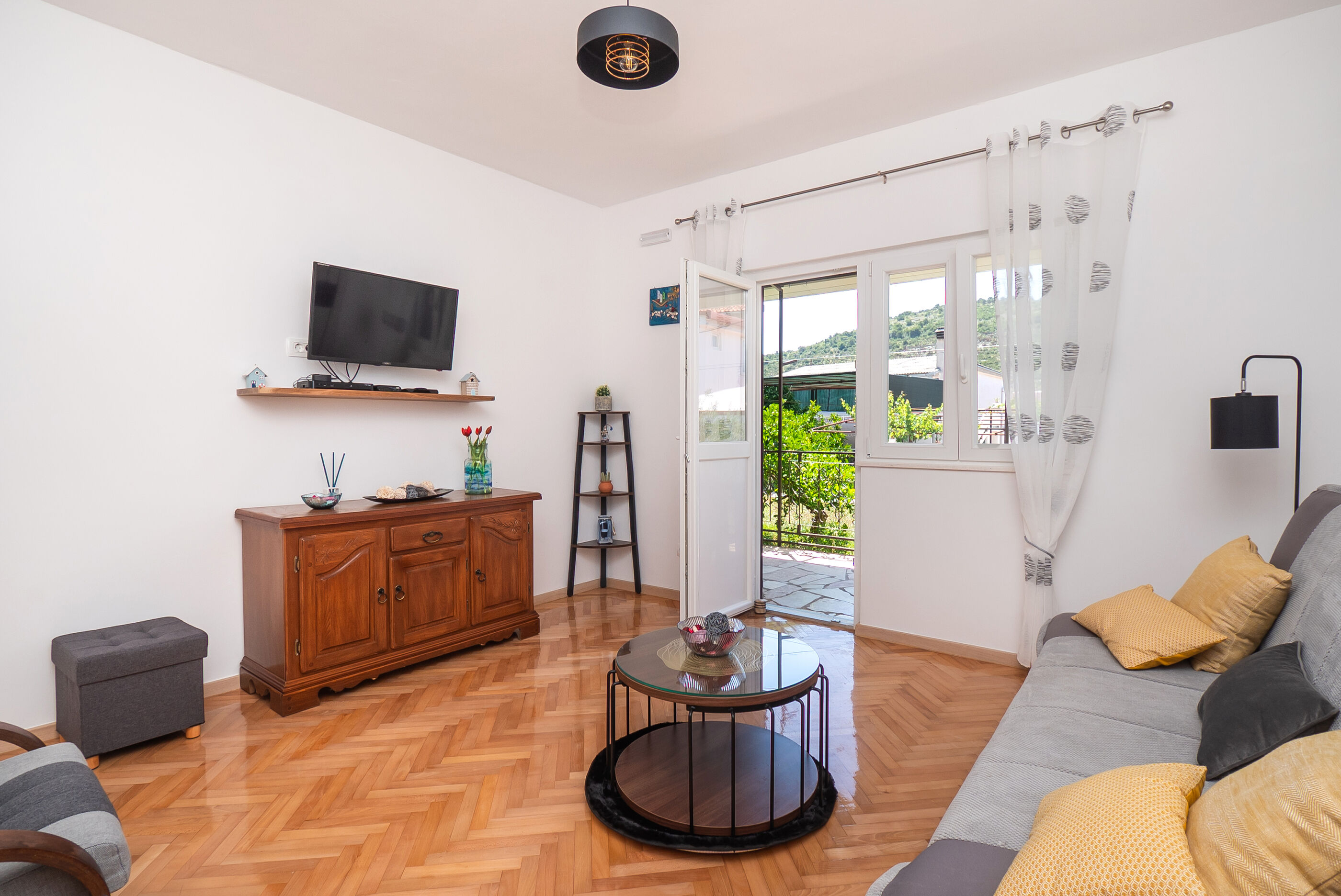 House Mirna 113971-K1