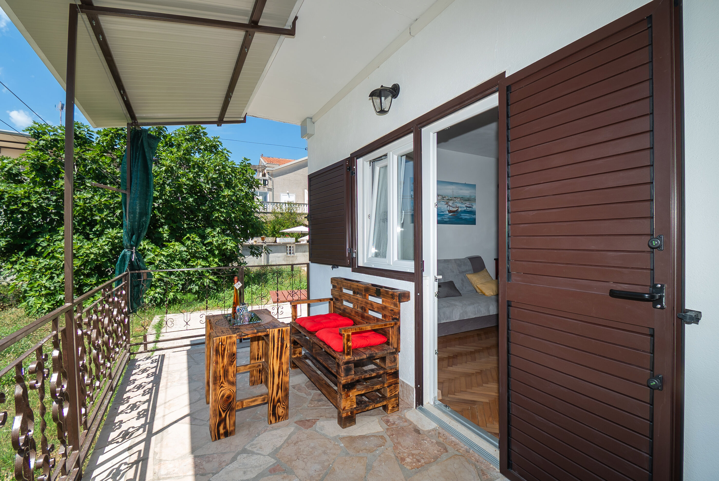 House Mirna 113971-K1