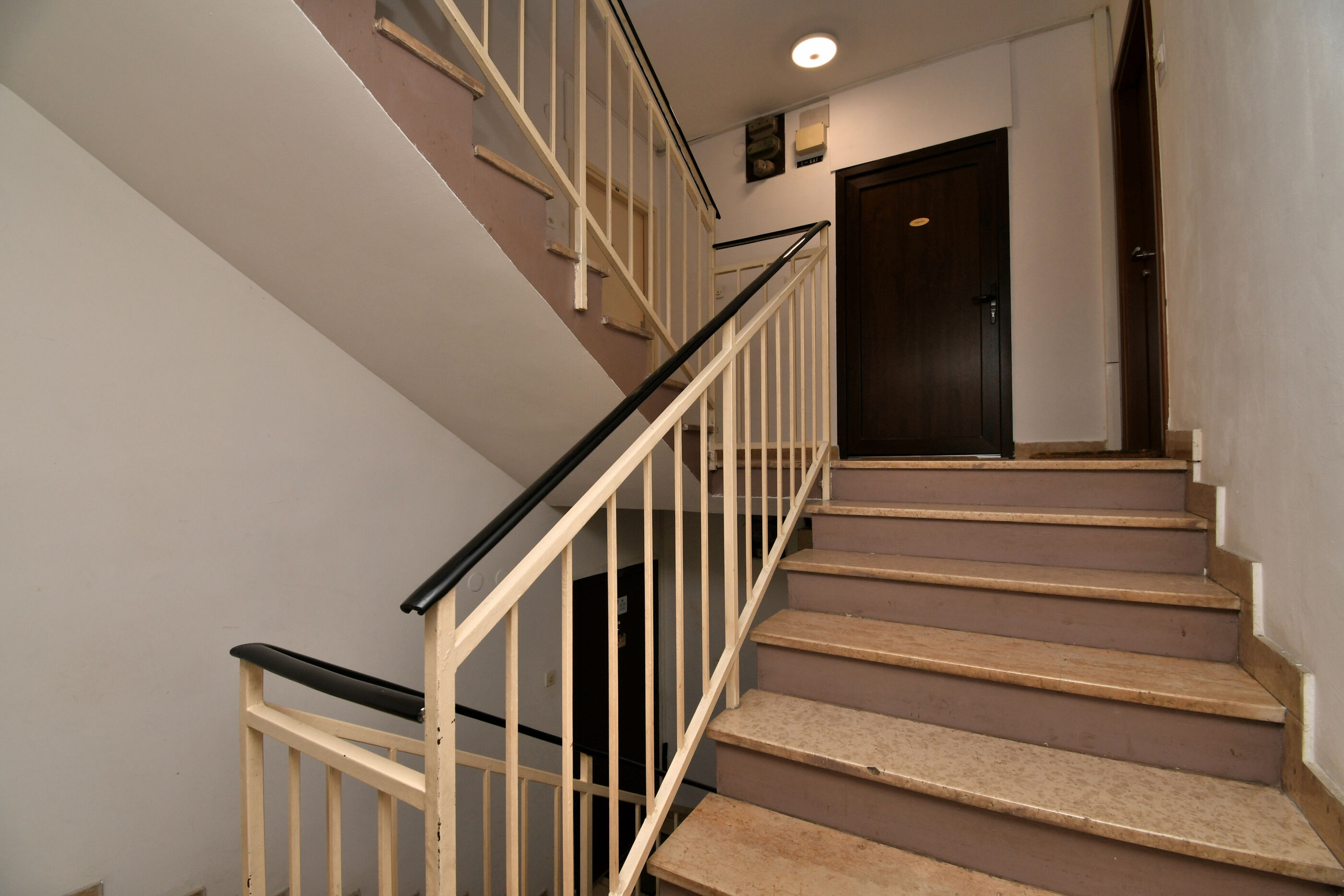 Apartment City 114001-A1