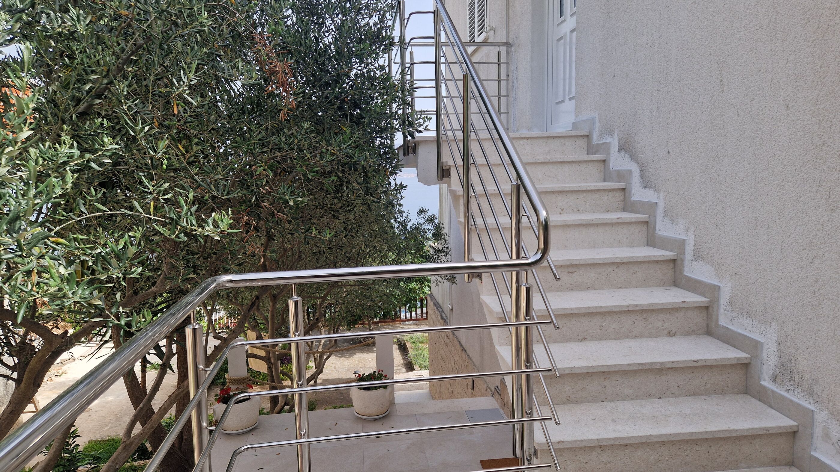 Apartments Ivan 17571-A1