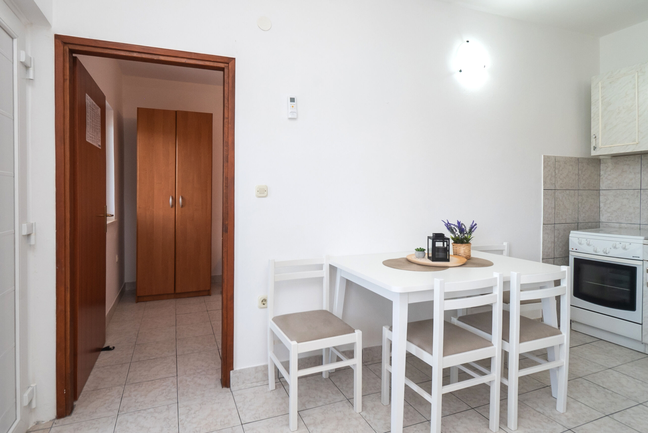 Apartments Ivica 22071-A3