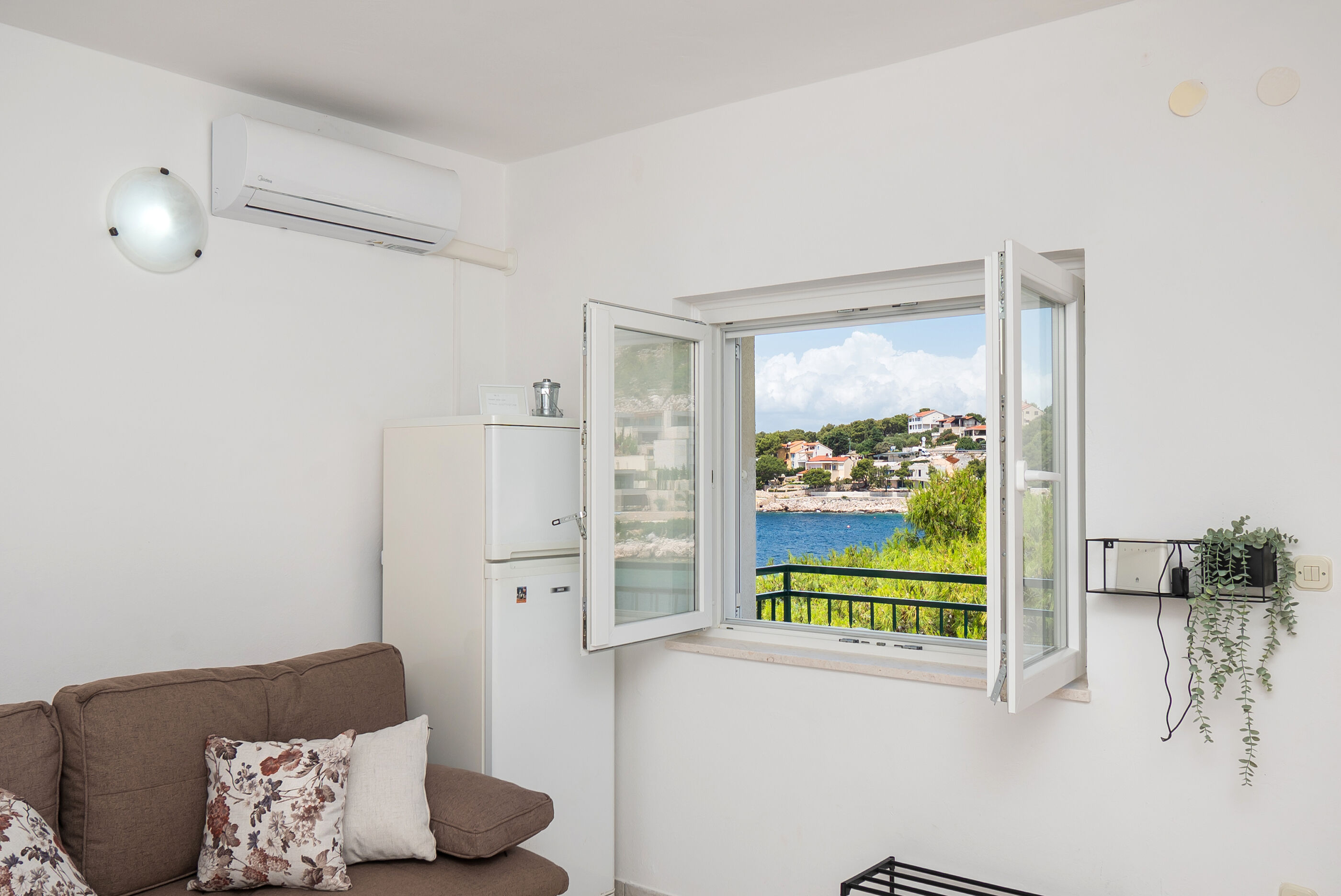 Apartments Ivica 22071-A3