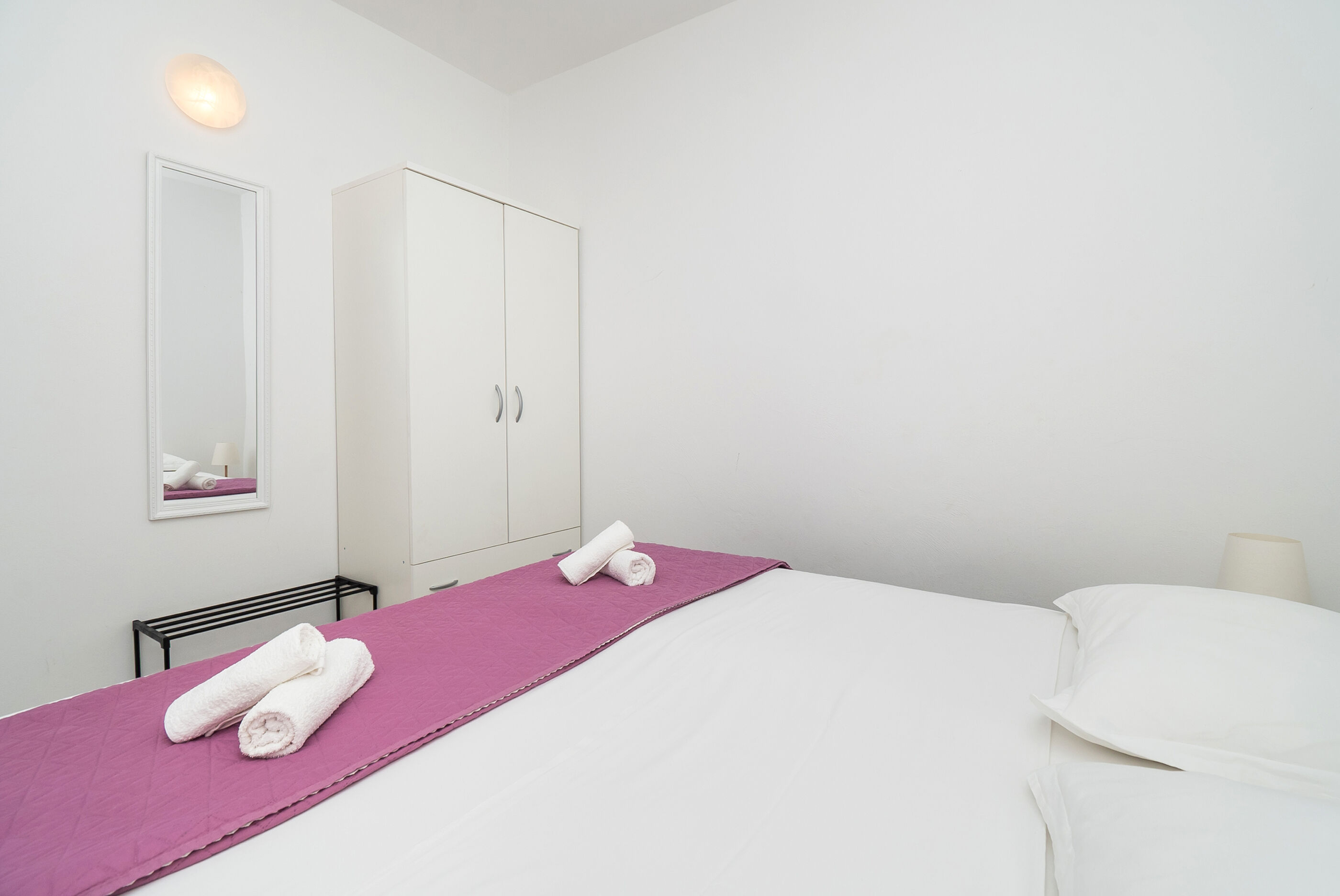 Apartments Ivica 22071-A2