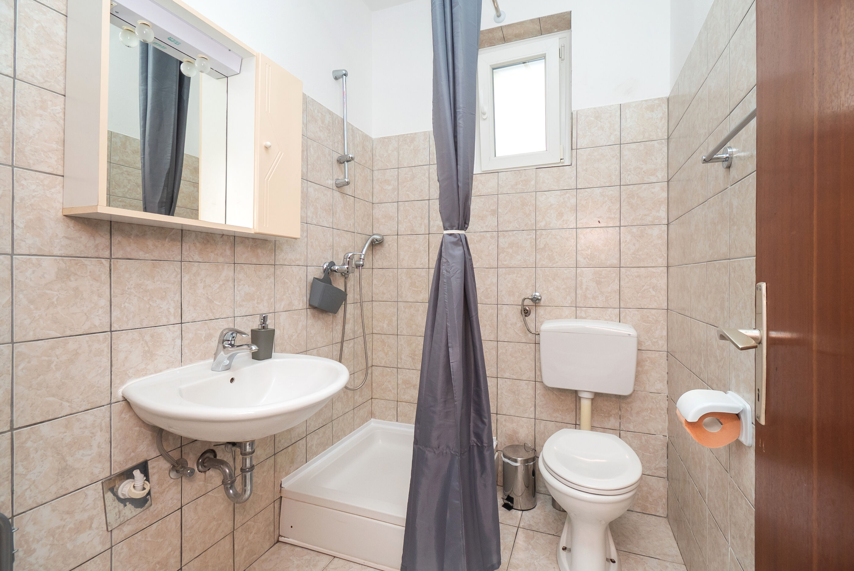 Apartments Ivica 22071-A2