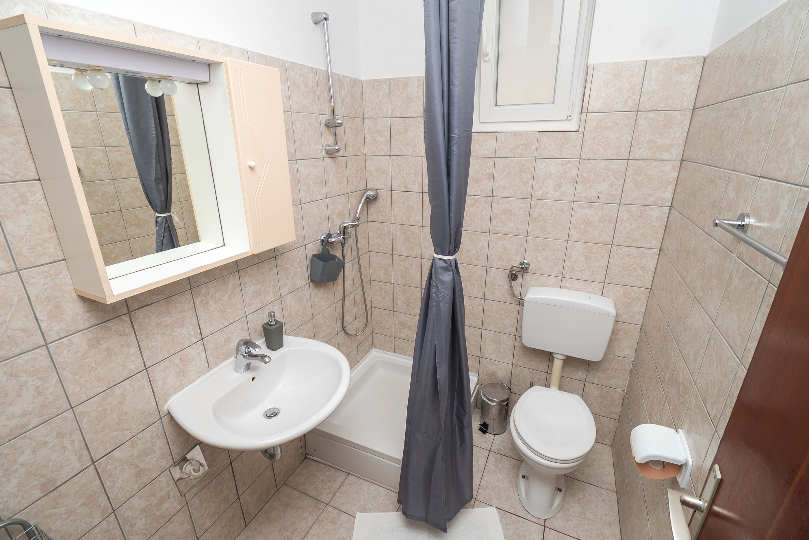 Apartments Ivica 22071-A2