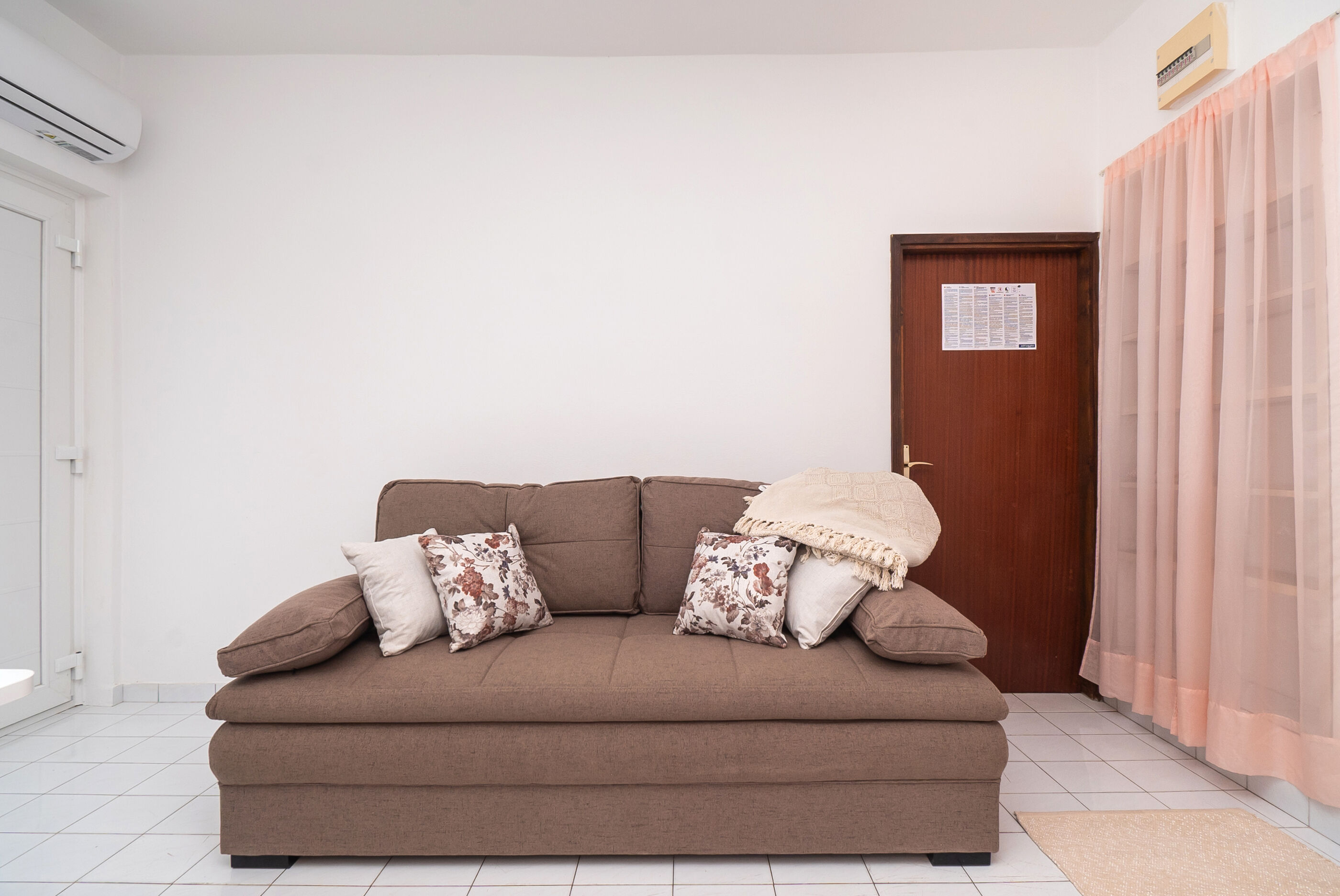 Apartments Ivica 22071-A1