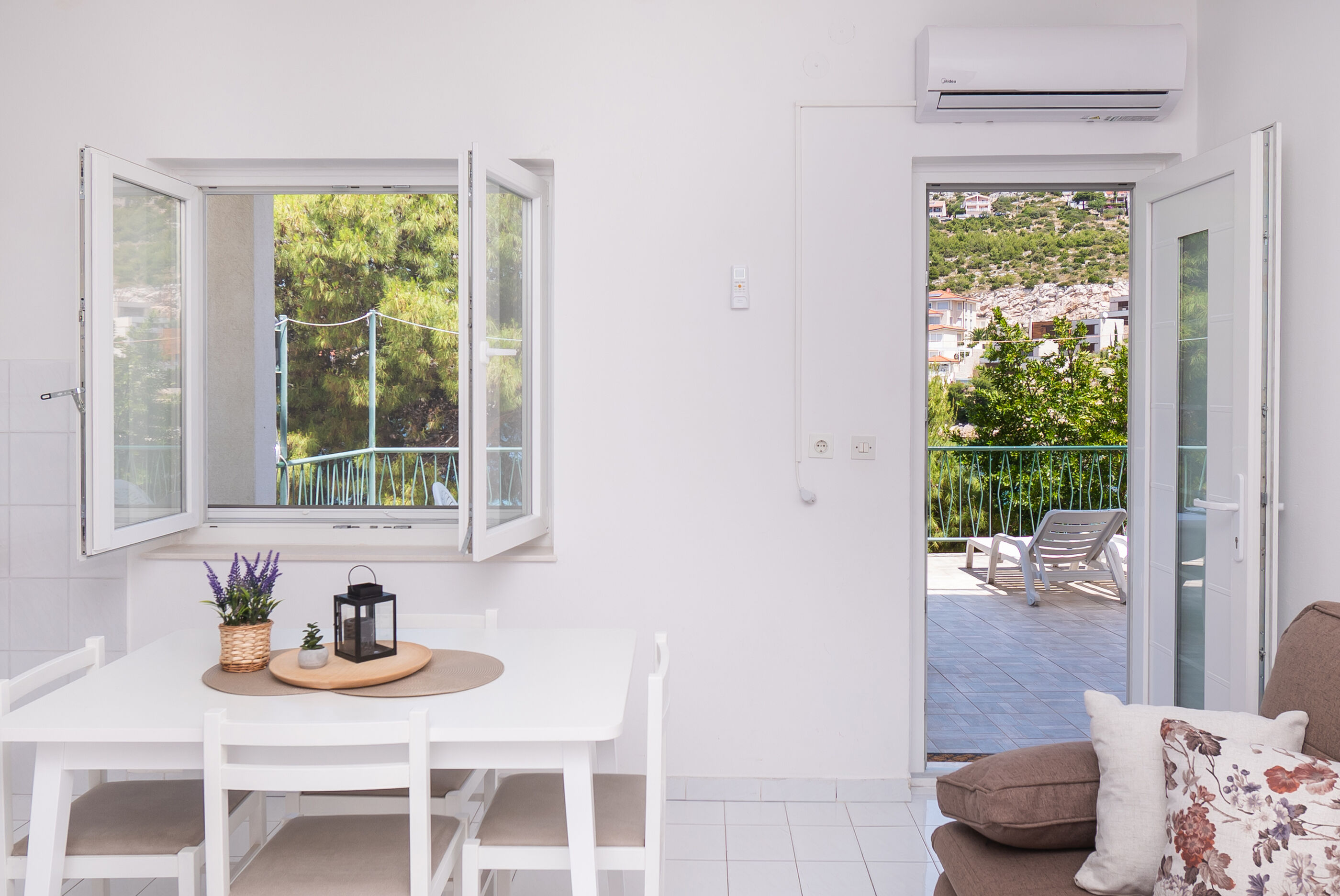 Apartments Ivica 22071-A1