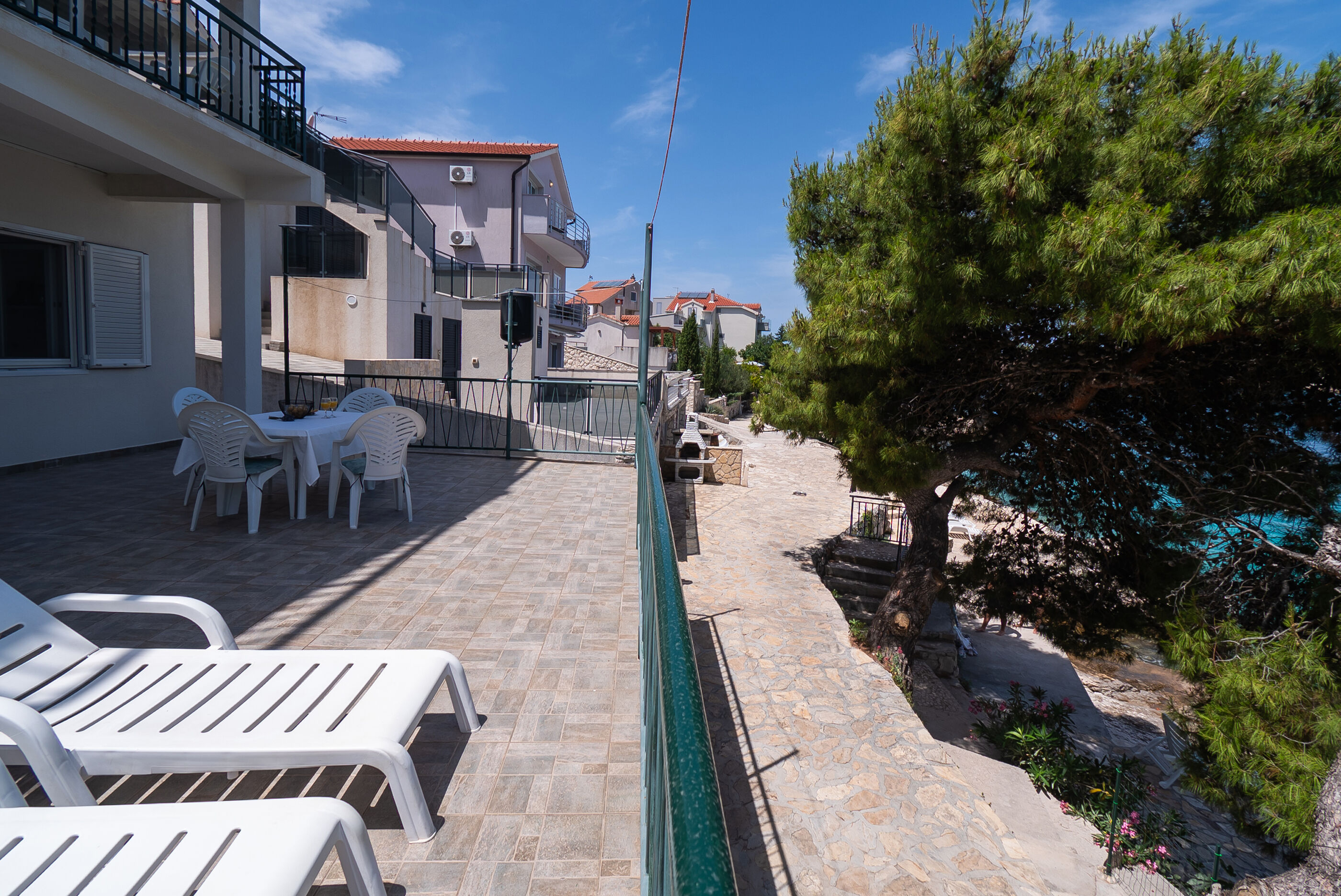 Apartments Ivica 22071-A1