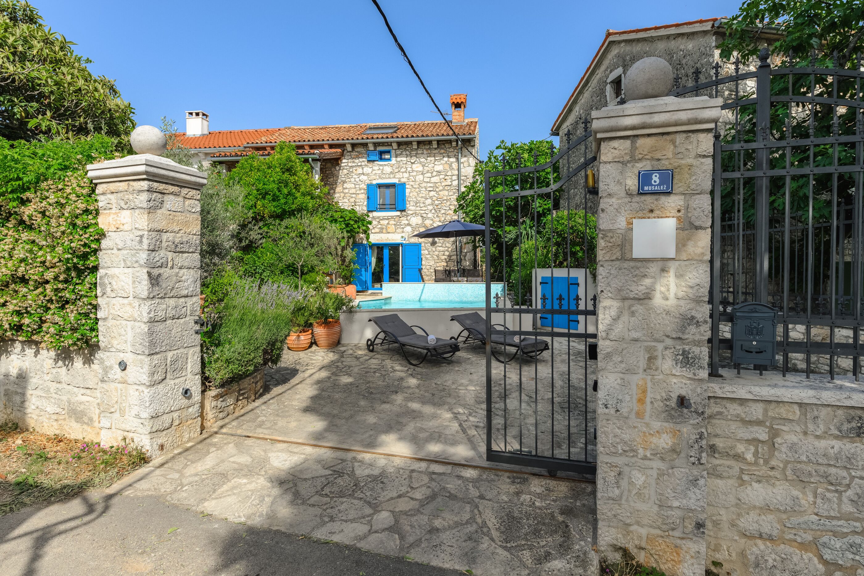 Villa Annette mit Pool und Sauna 11335-K1