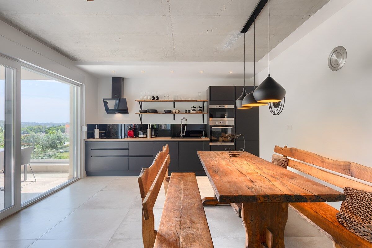 Villa Black and White 74317-K1