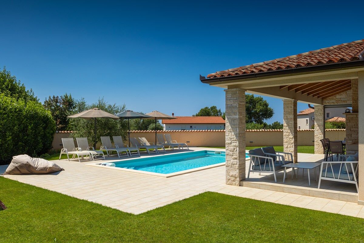 Villa Magica 74314-K1