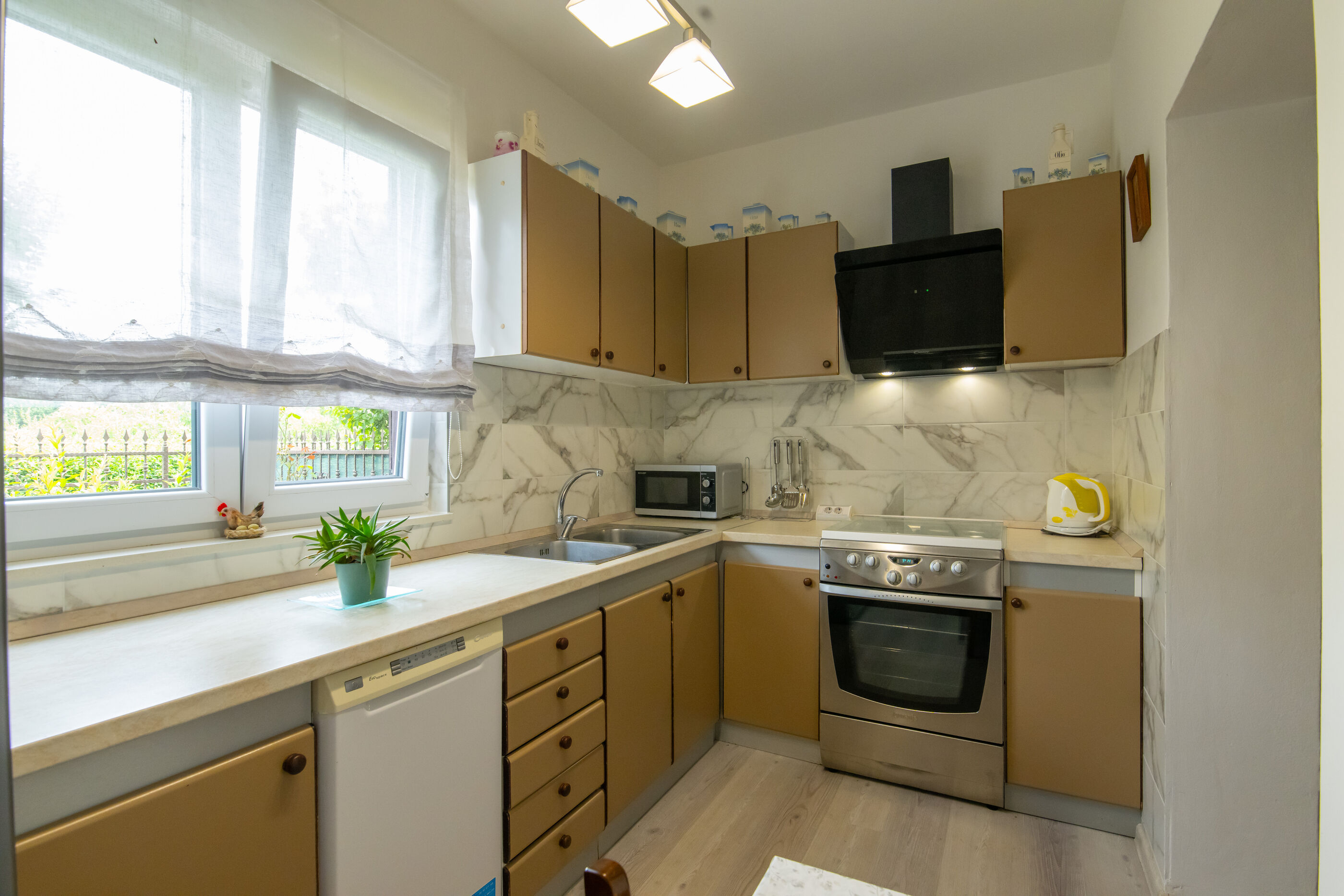 House Marija 76351-K1