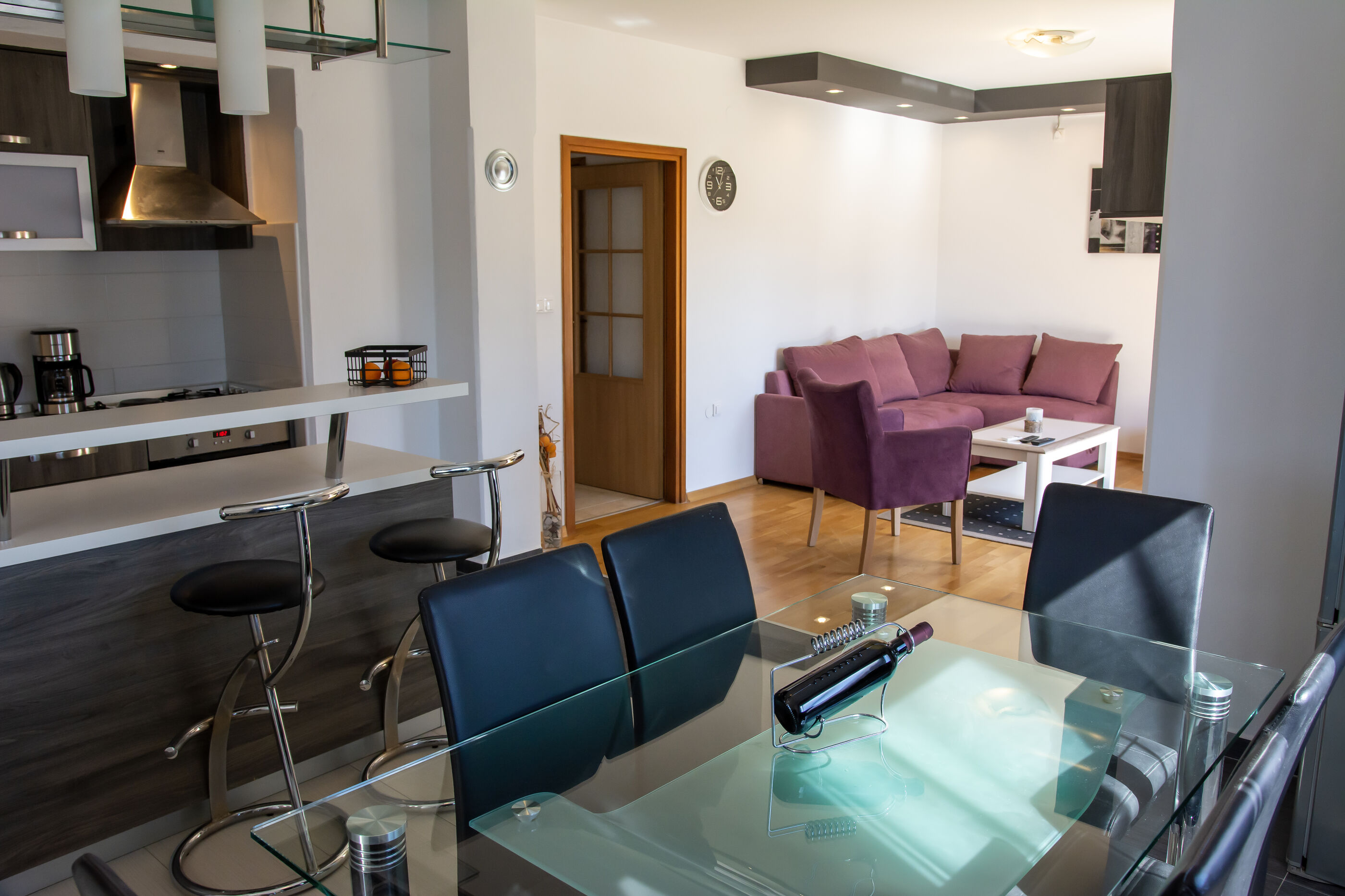 Apartments Marko 16566-A1