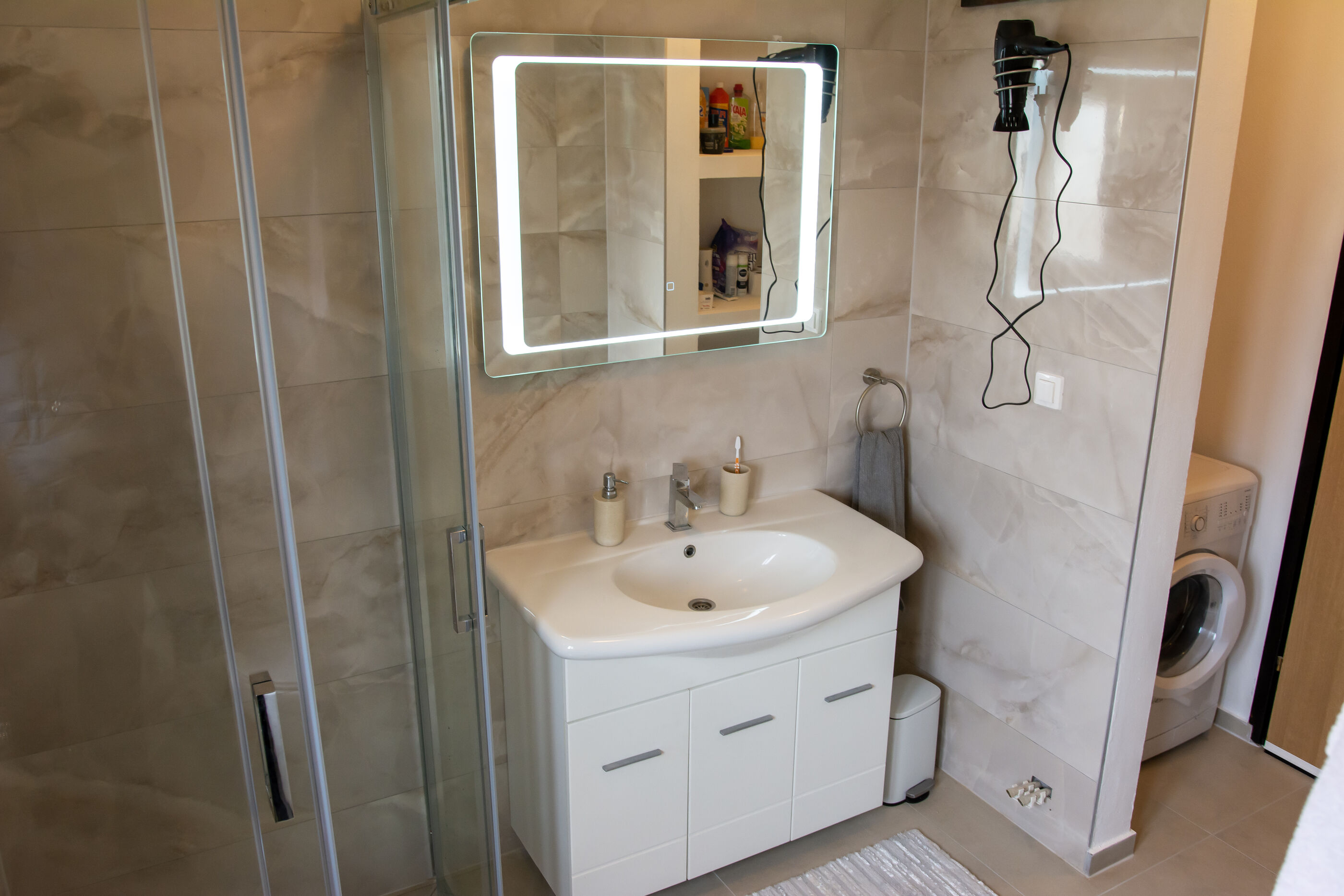 Apartments Marko 16566-A1