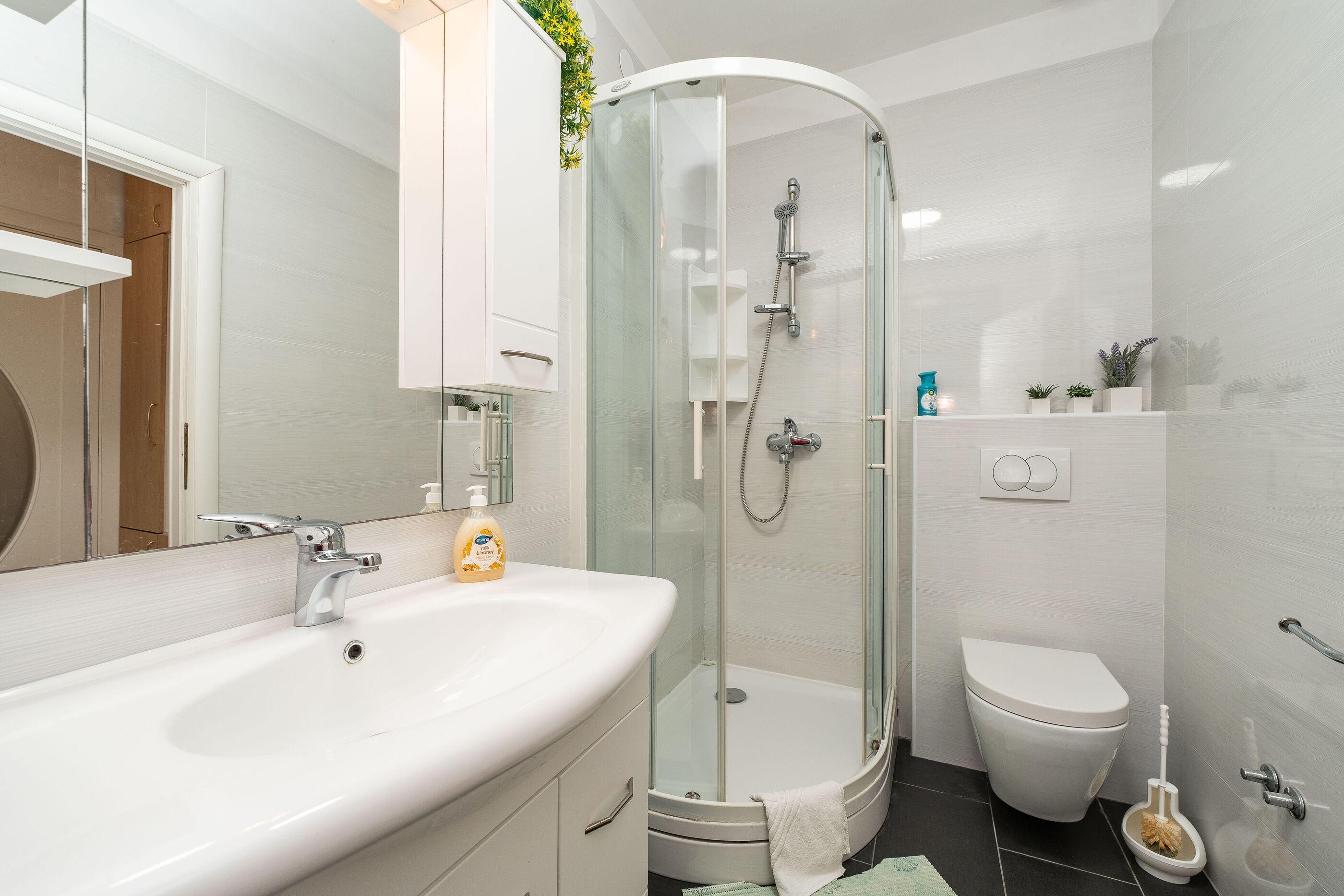 Apartments Grbic 64135-A4