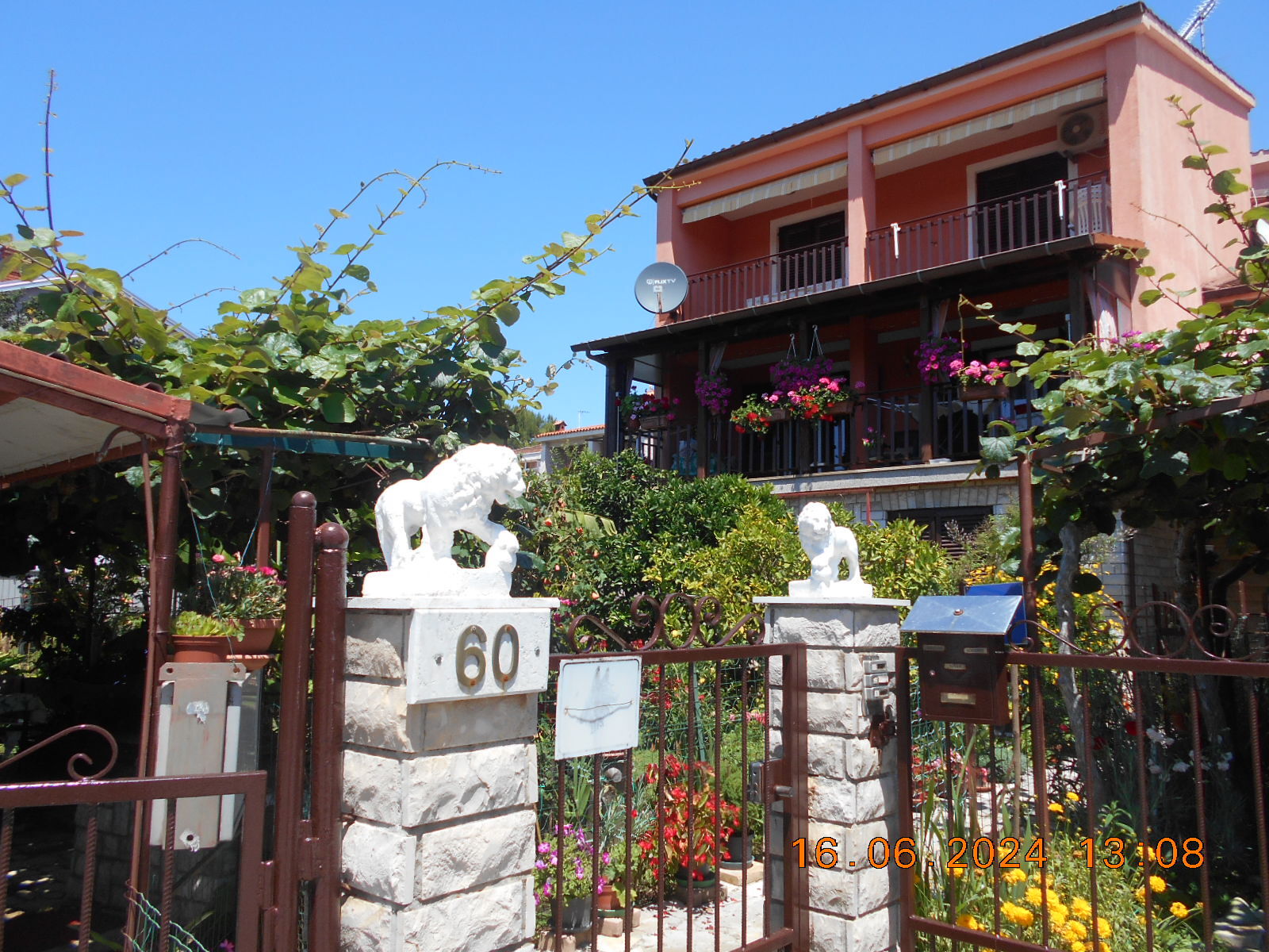 Apartment Sunset Lina Accommodation in Pula