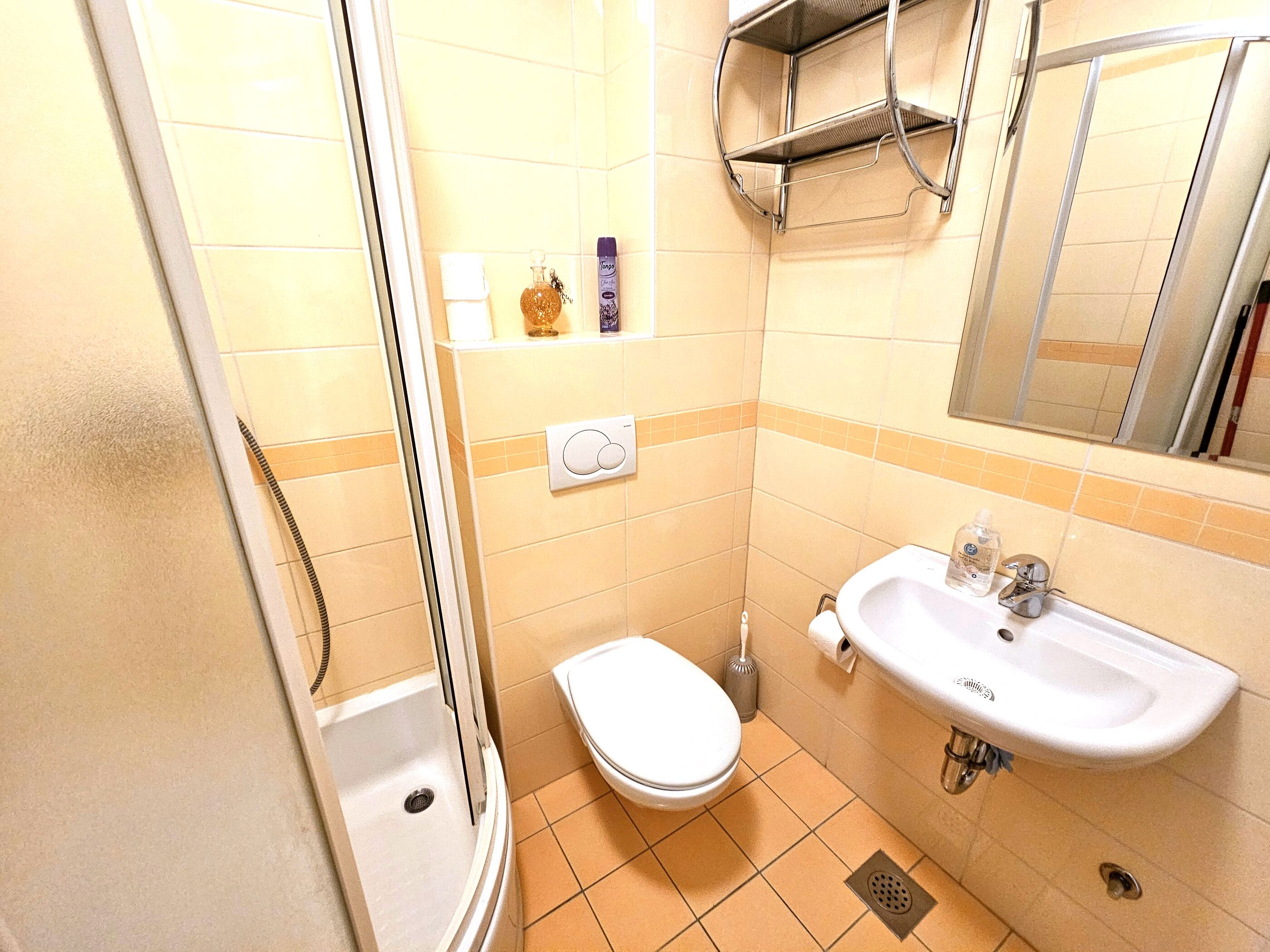Apartment Tara 62052-A1