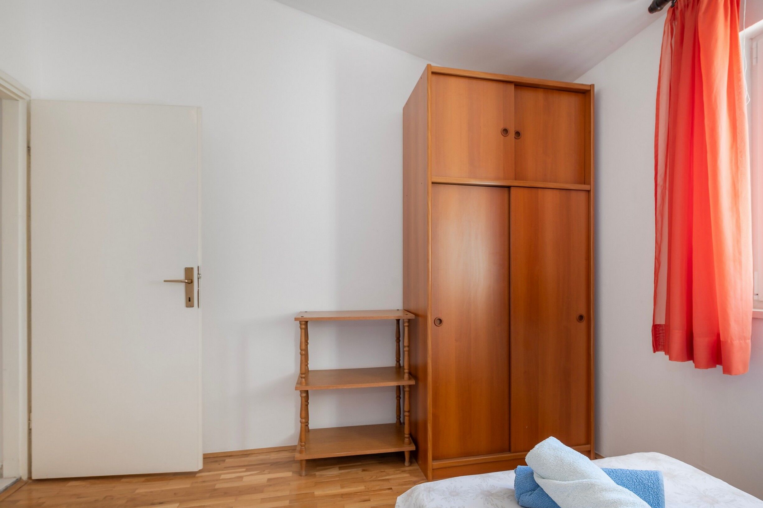 House Milica 14261-K1