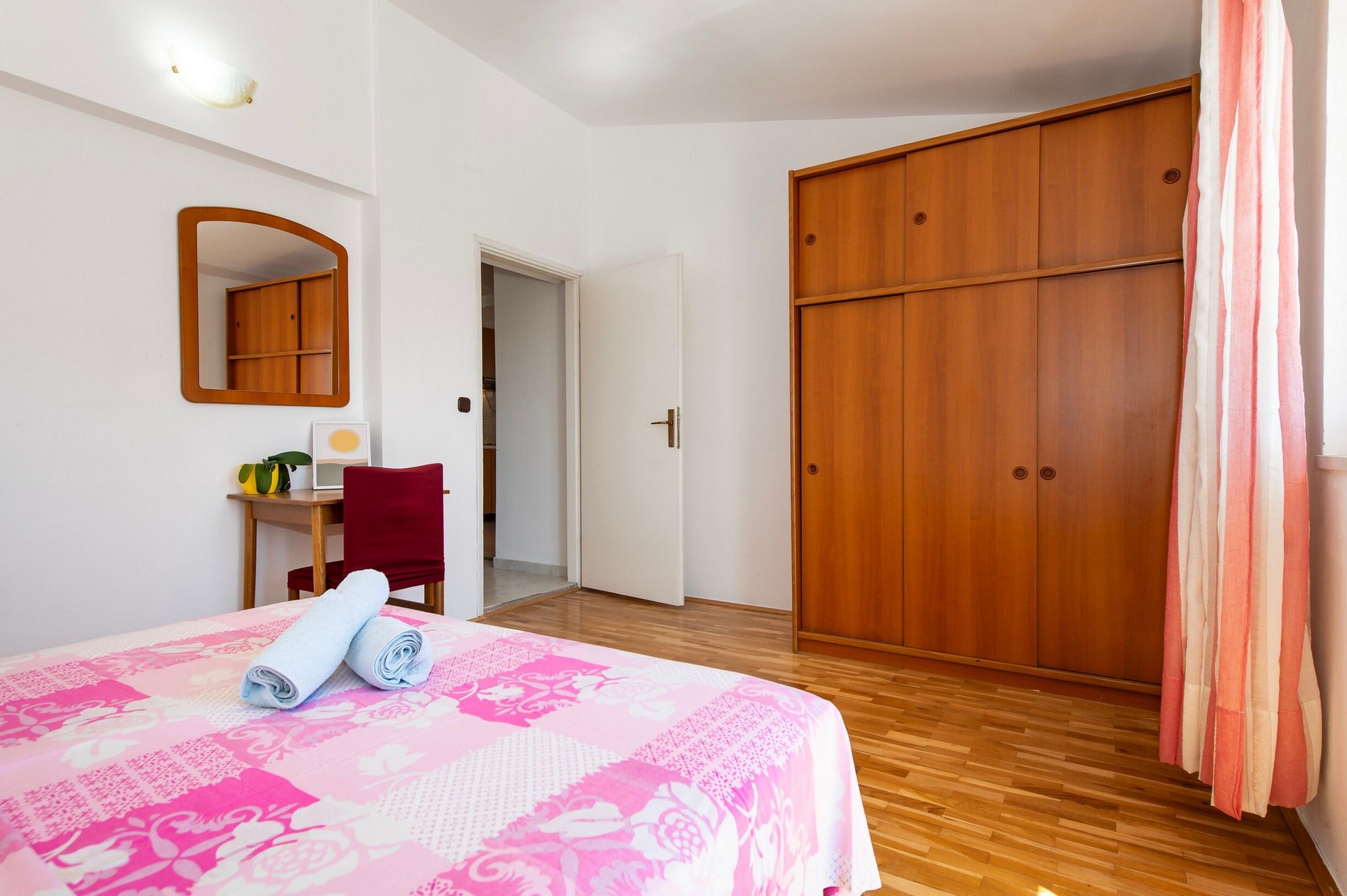 House Milica 14261-K1