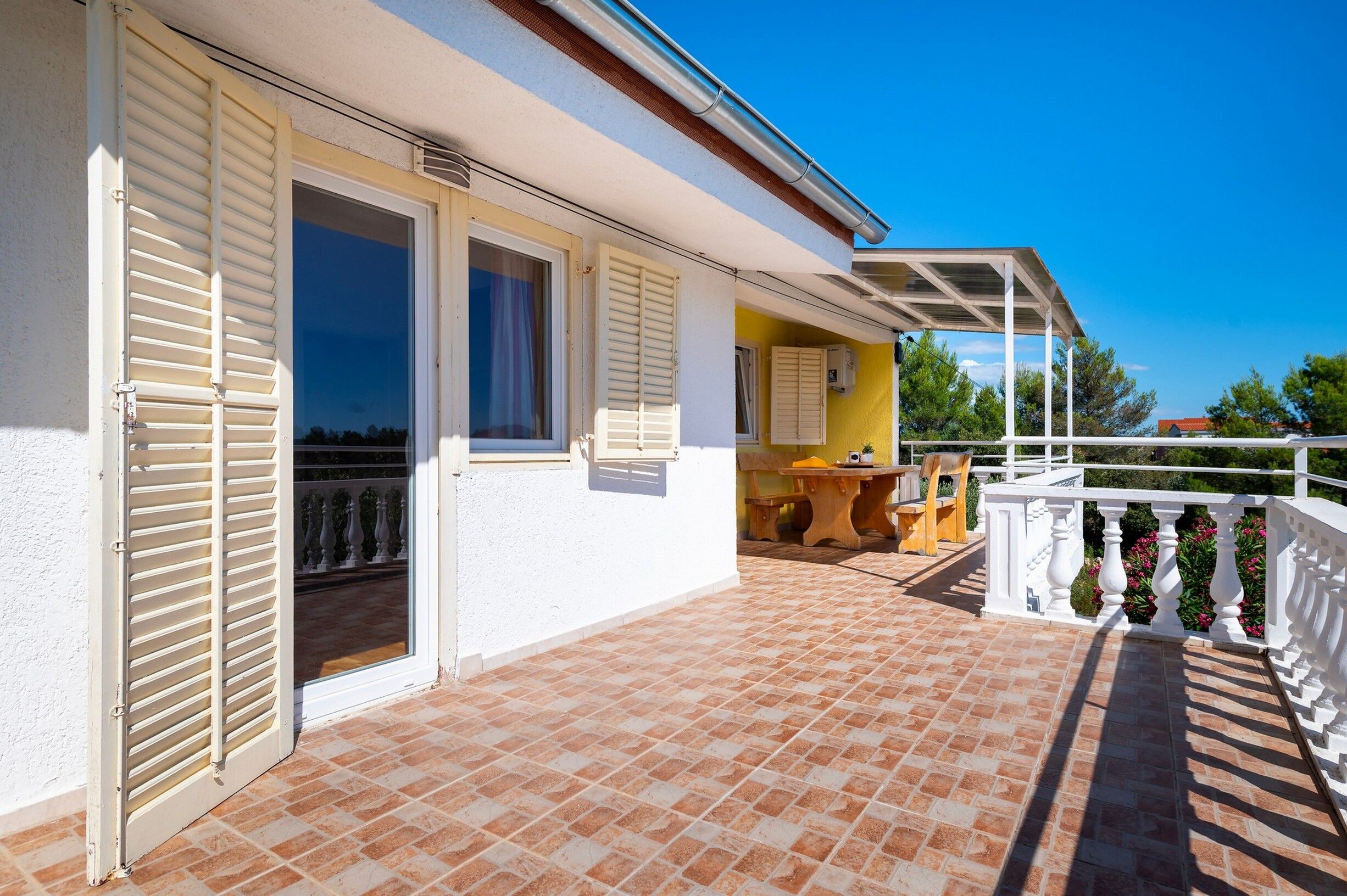House Milica 14261-K1