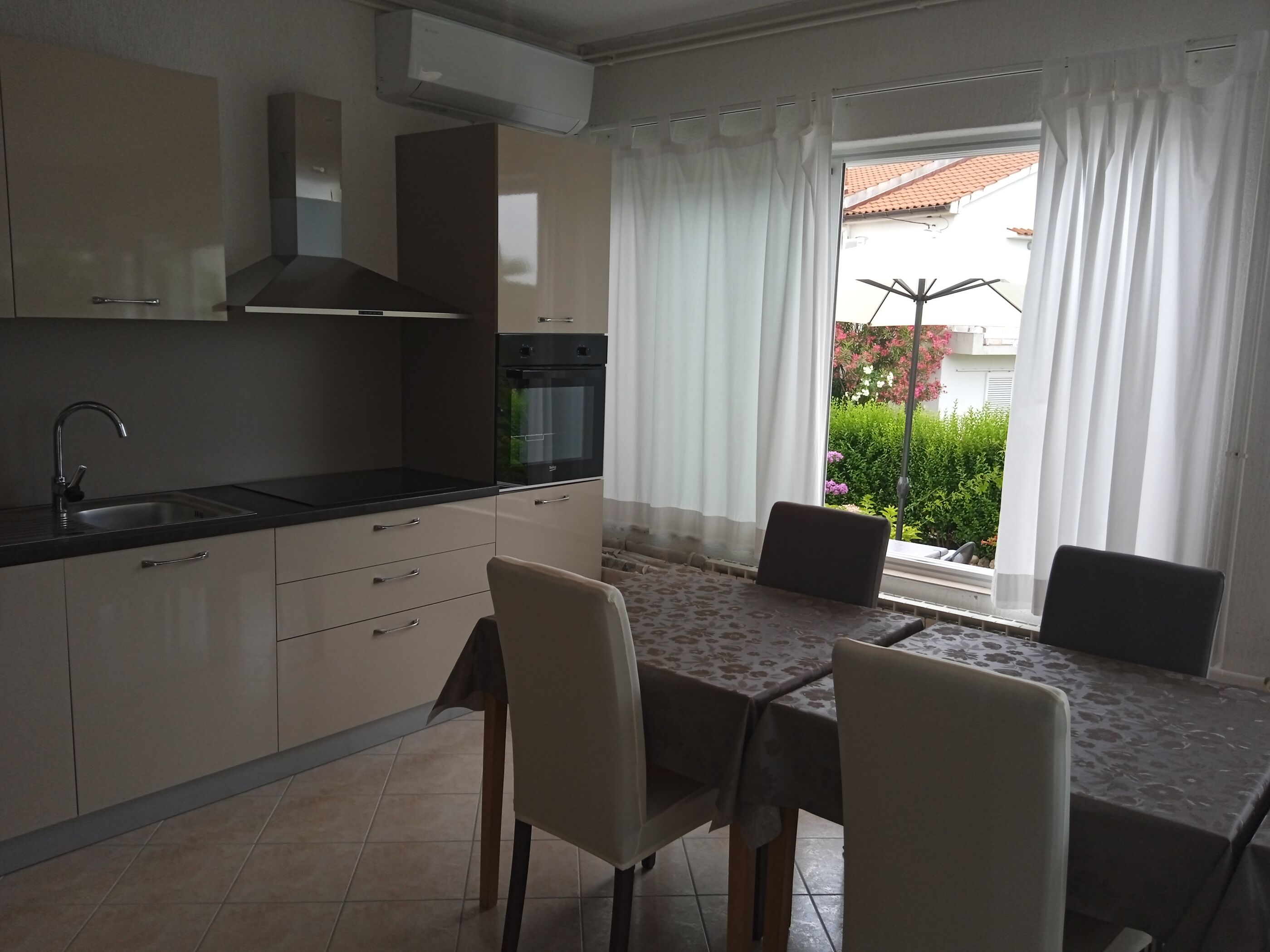 Rooms Lili 86901-S1