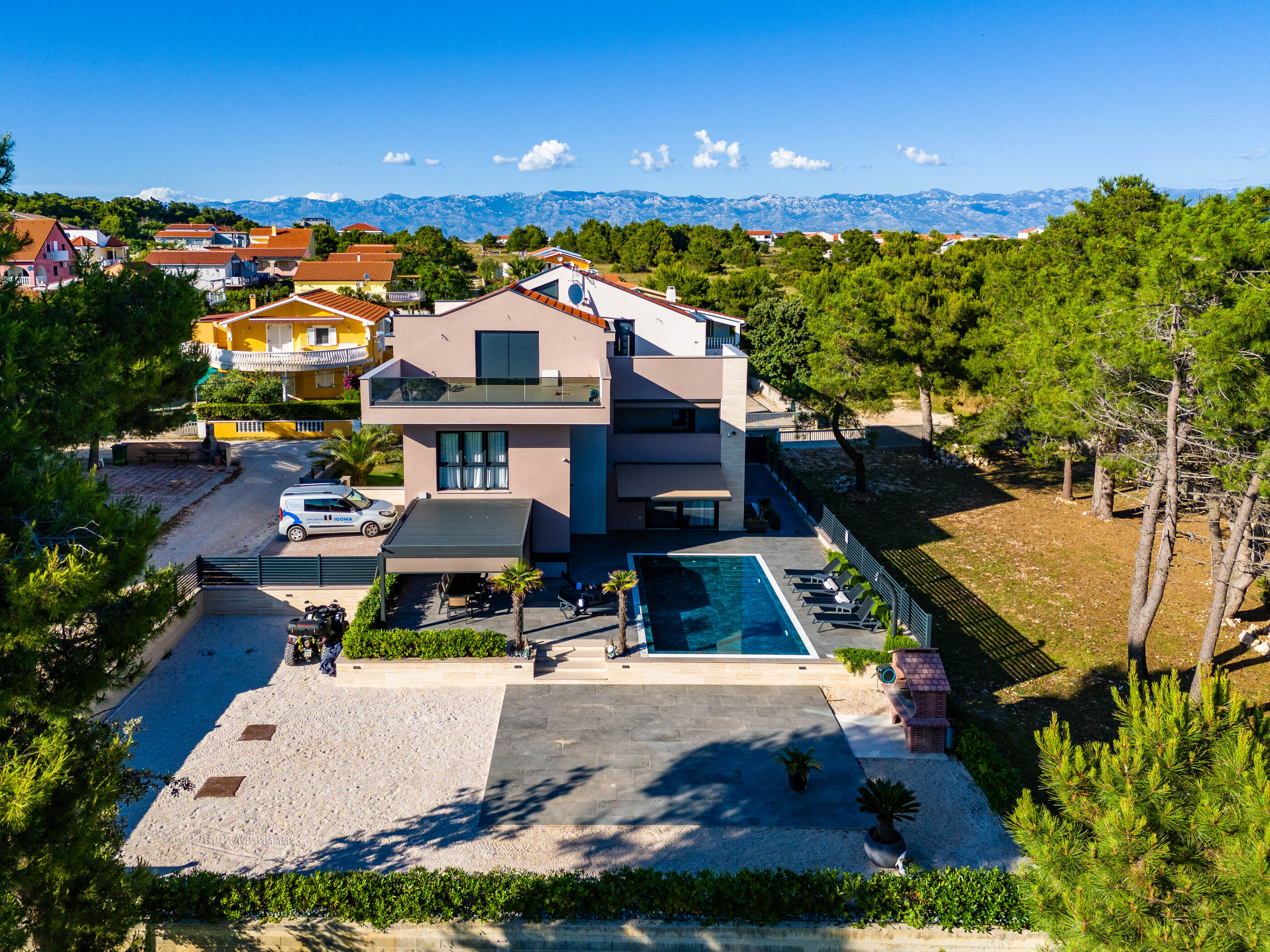 Apartments Villa Royal 44969-A3