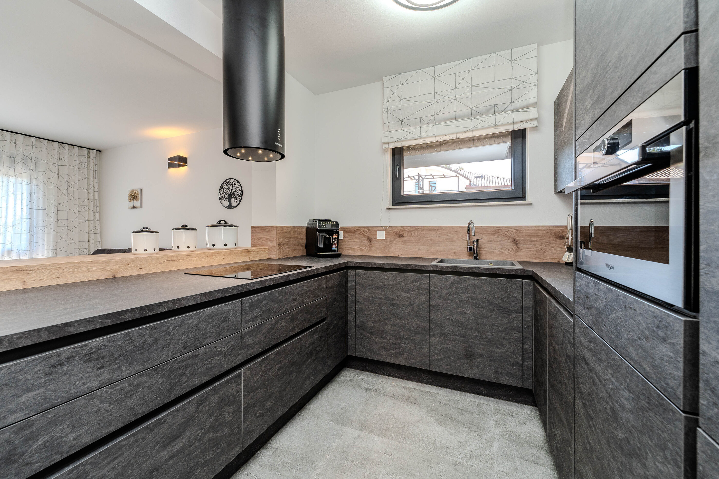 Apartments Villa Royal 44969-A1