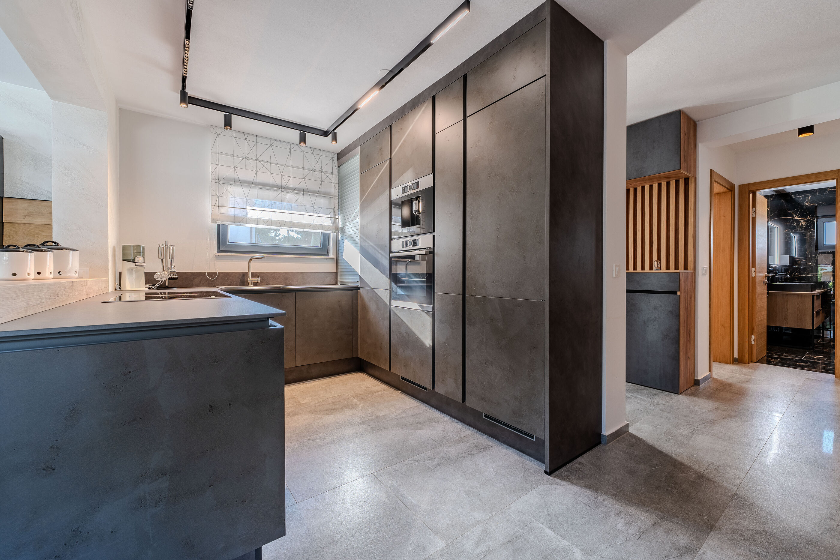 Apartments Villa Royal 44969-A2