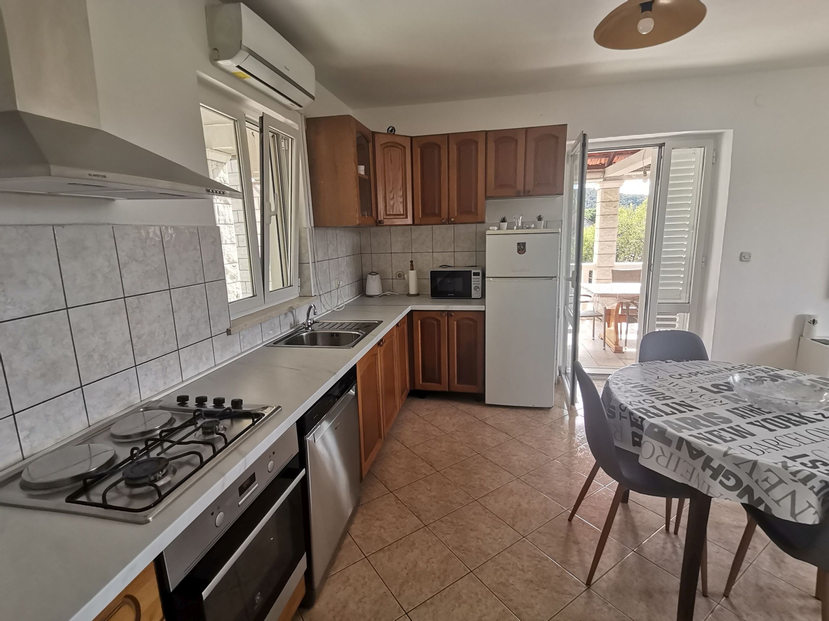 House Ule 2 114291-K1
