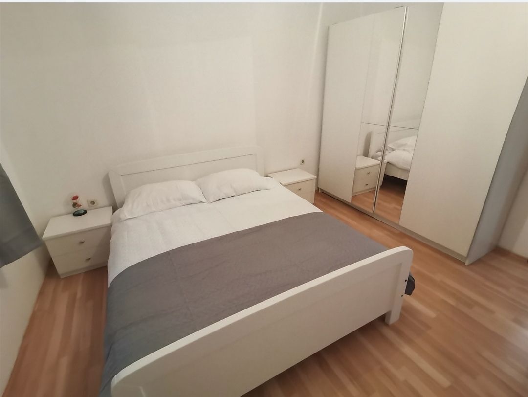 House Ule 2 114291-K1