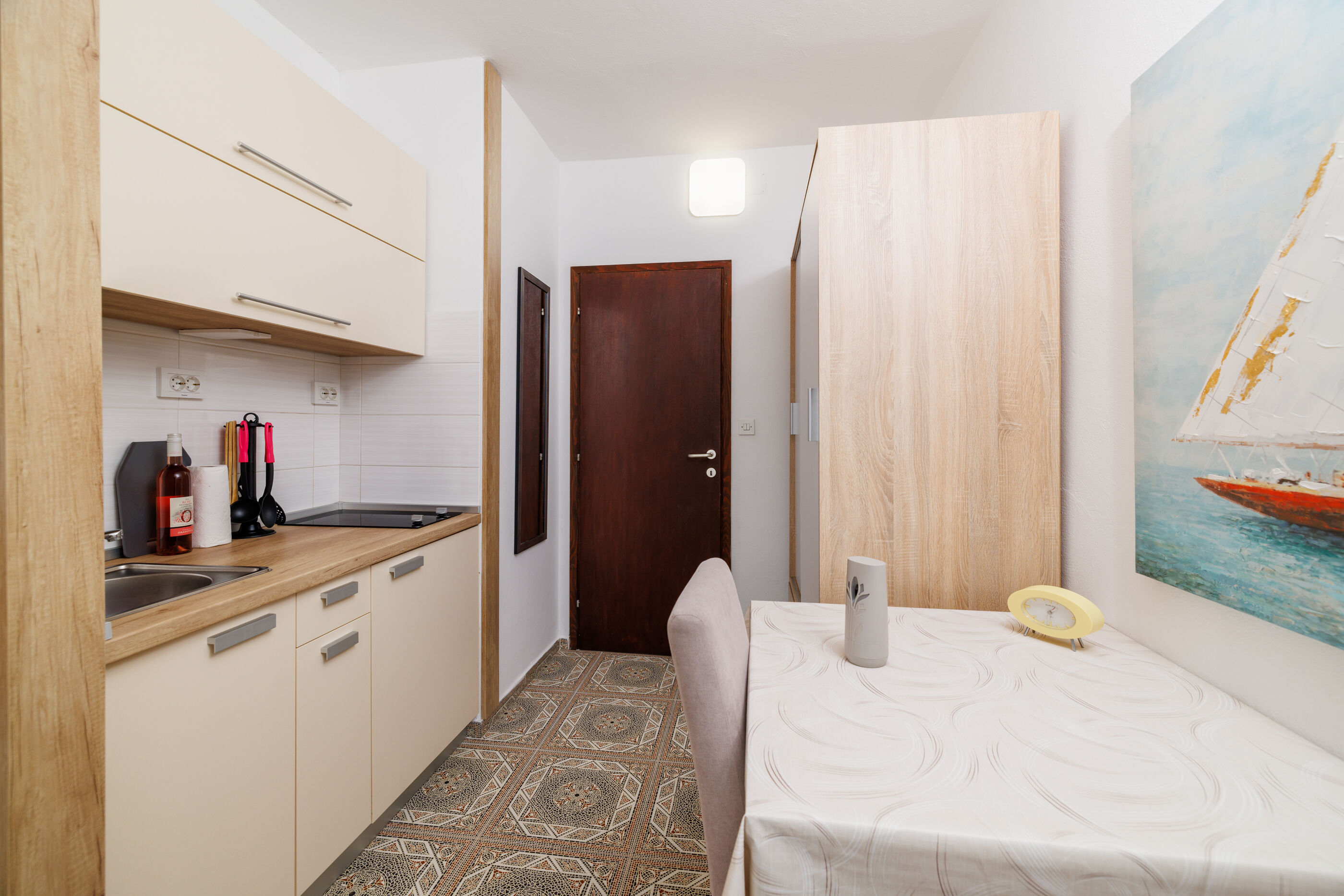 Apartments Zec 82271-A4