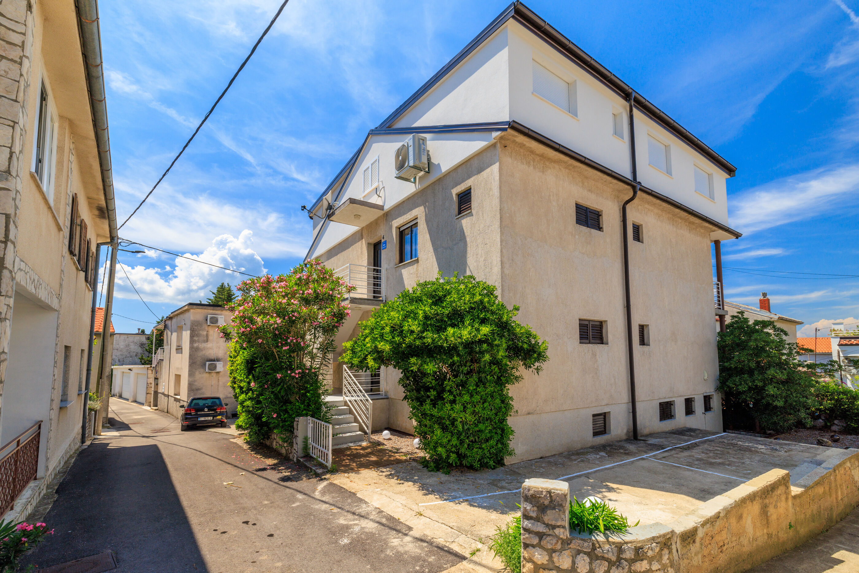 Apartments Zec 82271-A4