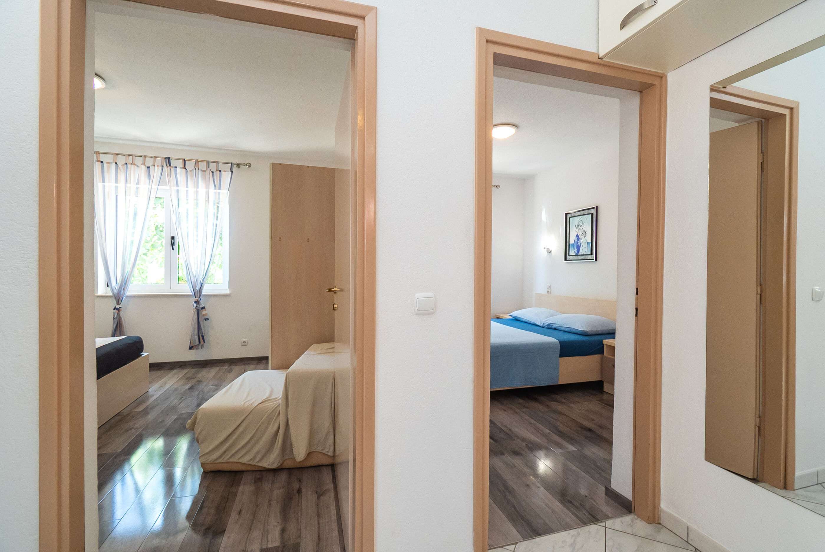 Apartments and Room Sanja 99261-A1