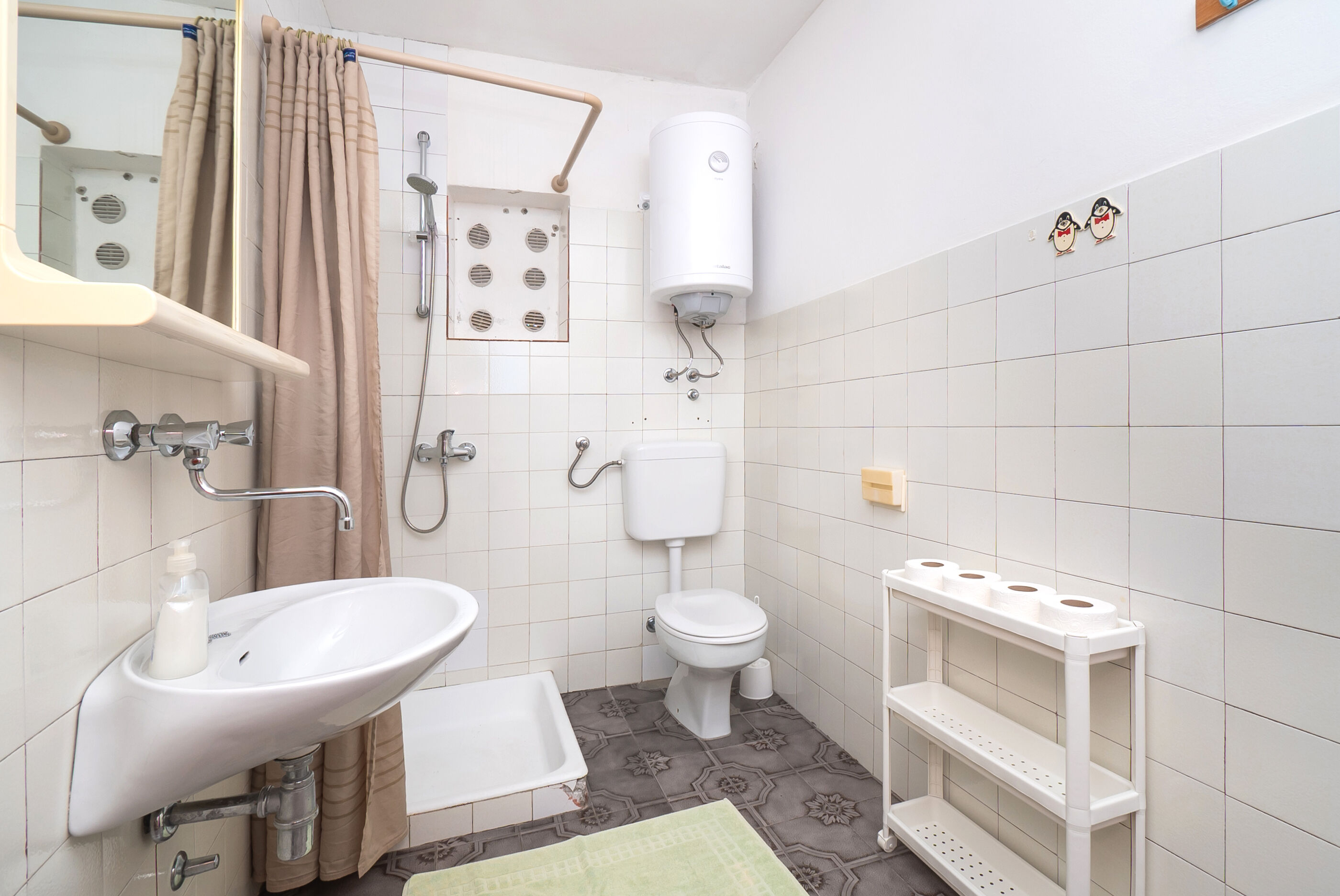 Apartments and Room Sanja 99261-A3