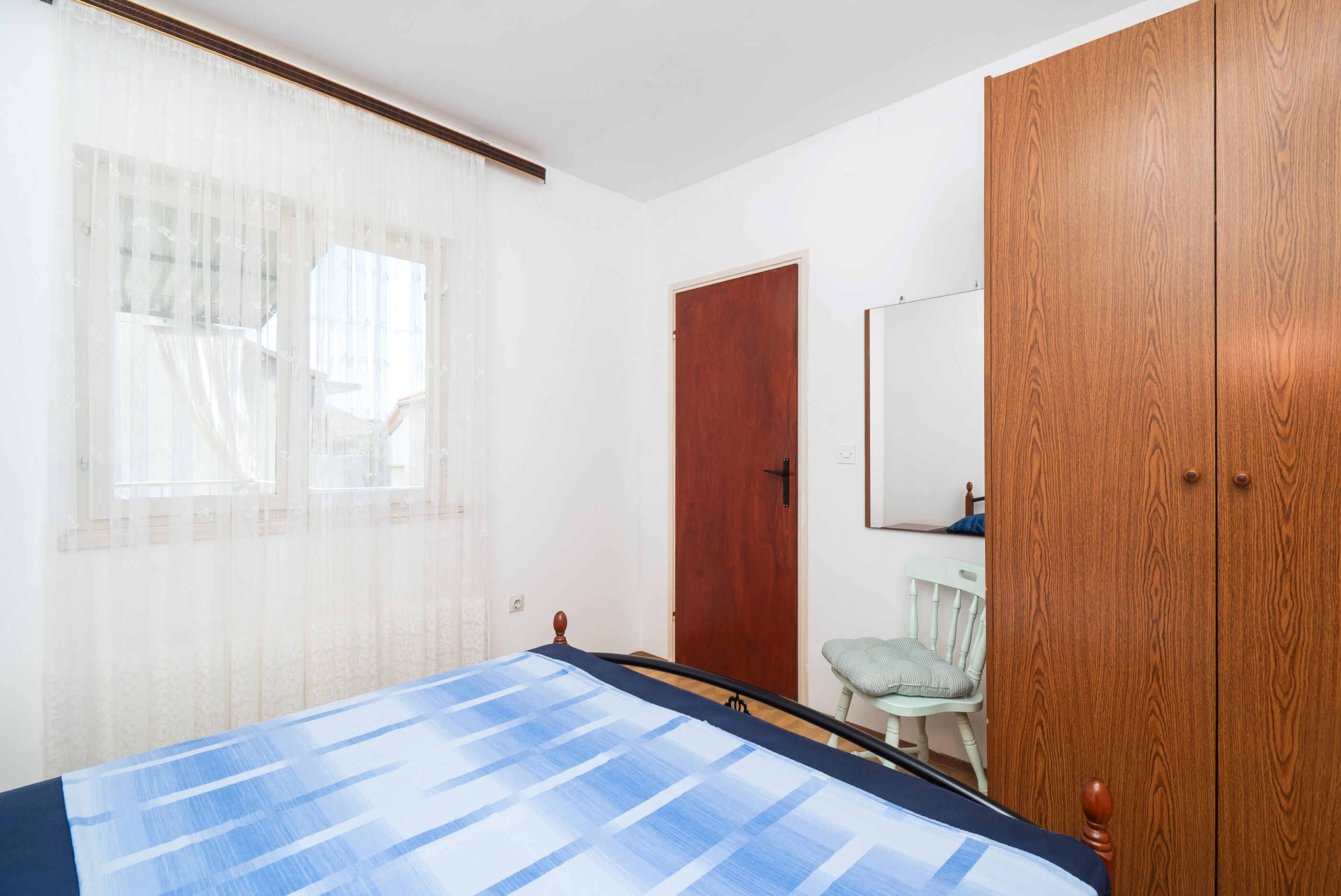 Apartments and Room Sanja 99261-A3