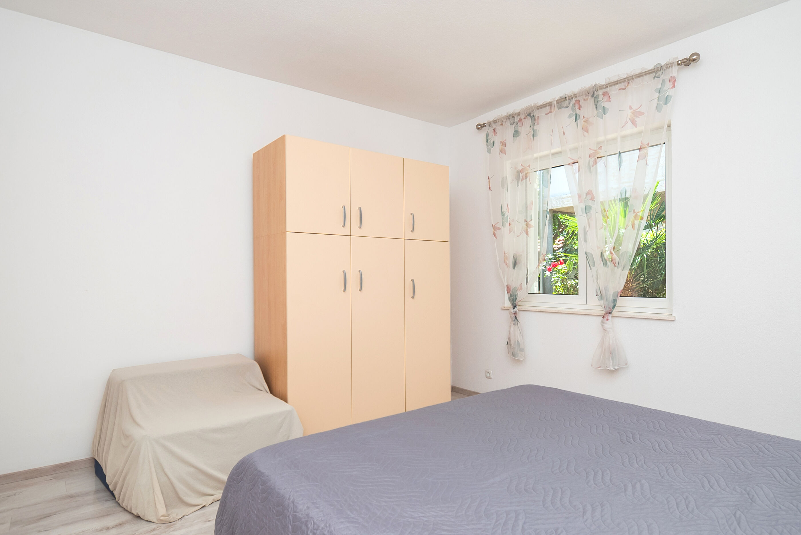 Apartments and Room Sanja 99261-A2